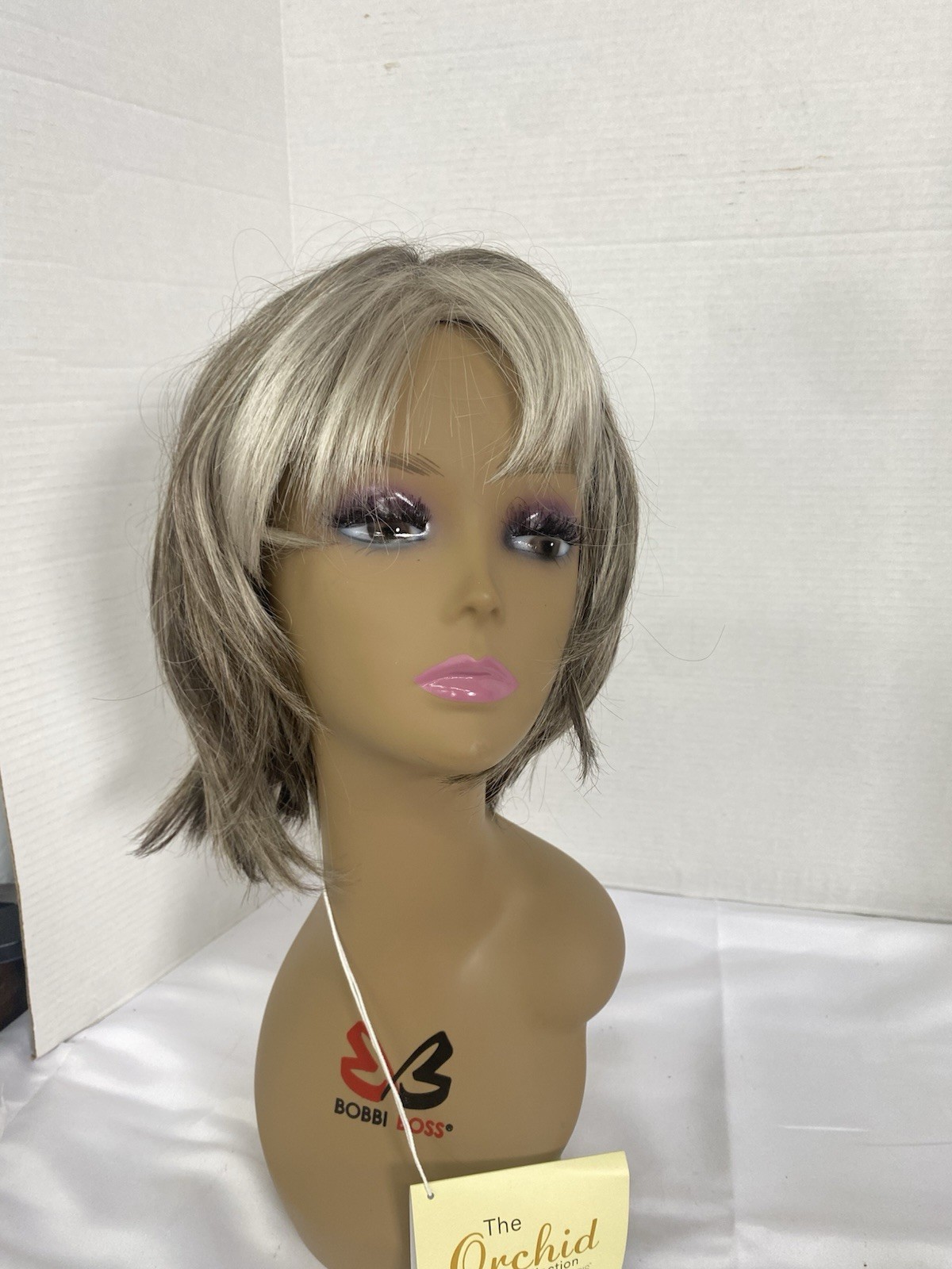 Rene Of Paris Wig Scorpio Sandy Silver 5020 Orchid Collection Wig Hair