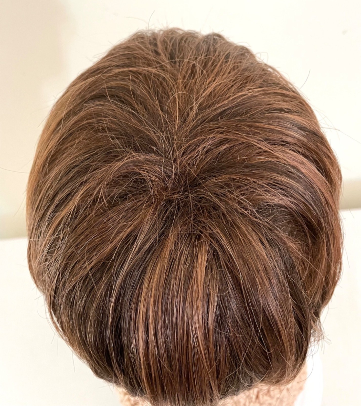 Black White Pearl Wig Pixie Cut Medium Brown Highlighted Layered Short Hair