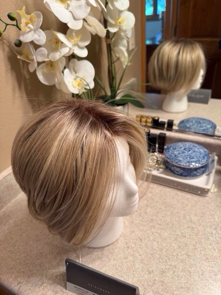 NEW IN BOX RAQUEL WELCH WIG BOUDOIR GLAM RL 51/61 ICED GRANITA FULLY HAND TIED