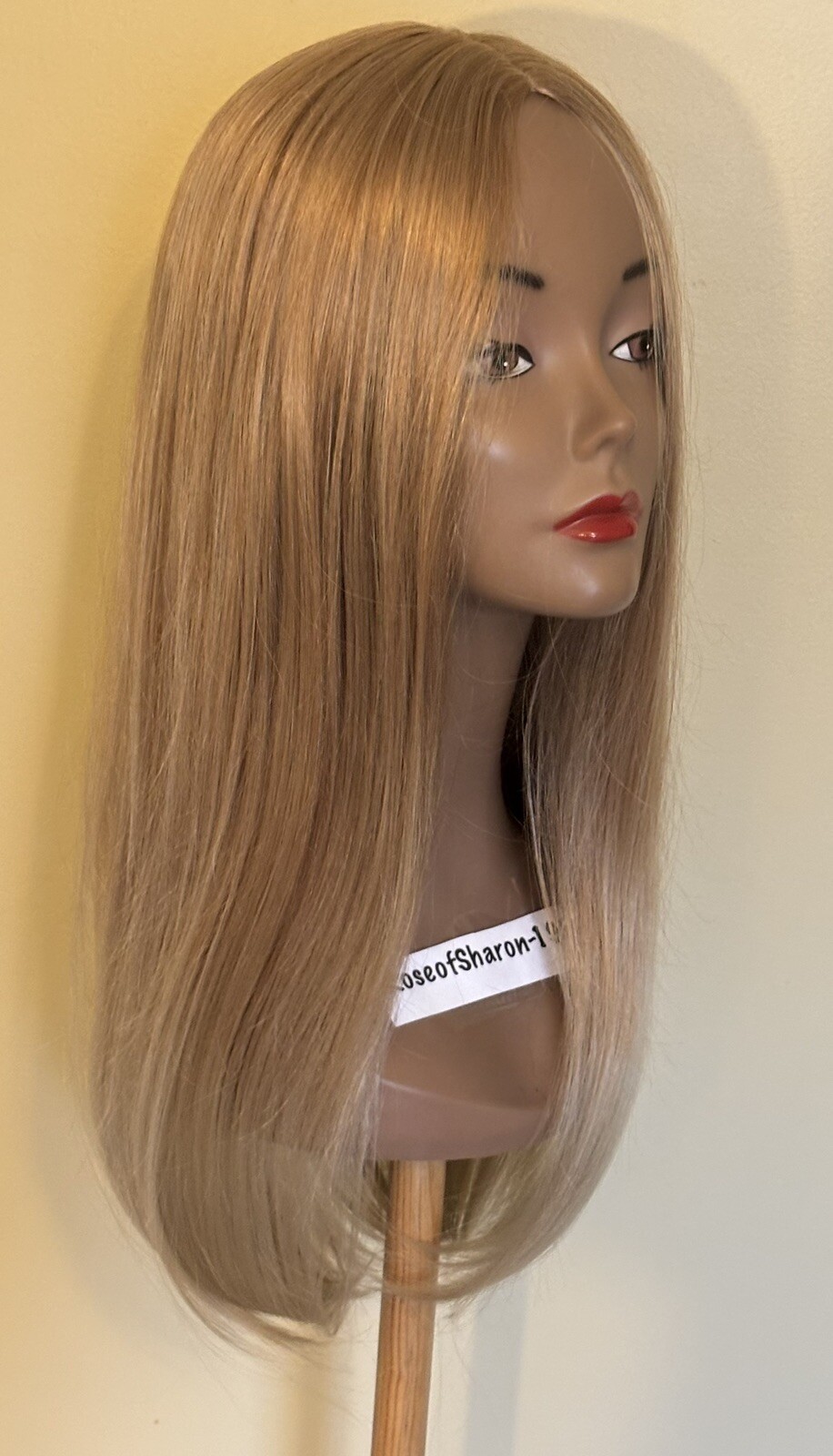 22” Long Synthetic Wig Blonde Sz Average Adjustable Center Skin Part Clean J-11