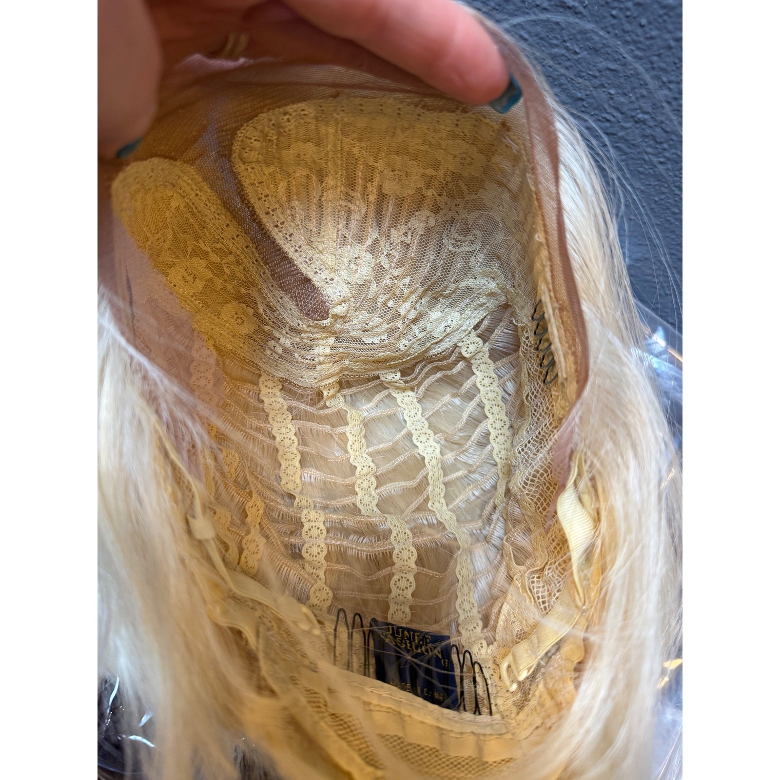 613 Bob lace front synthetic