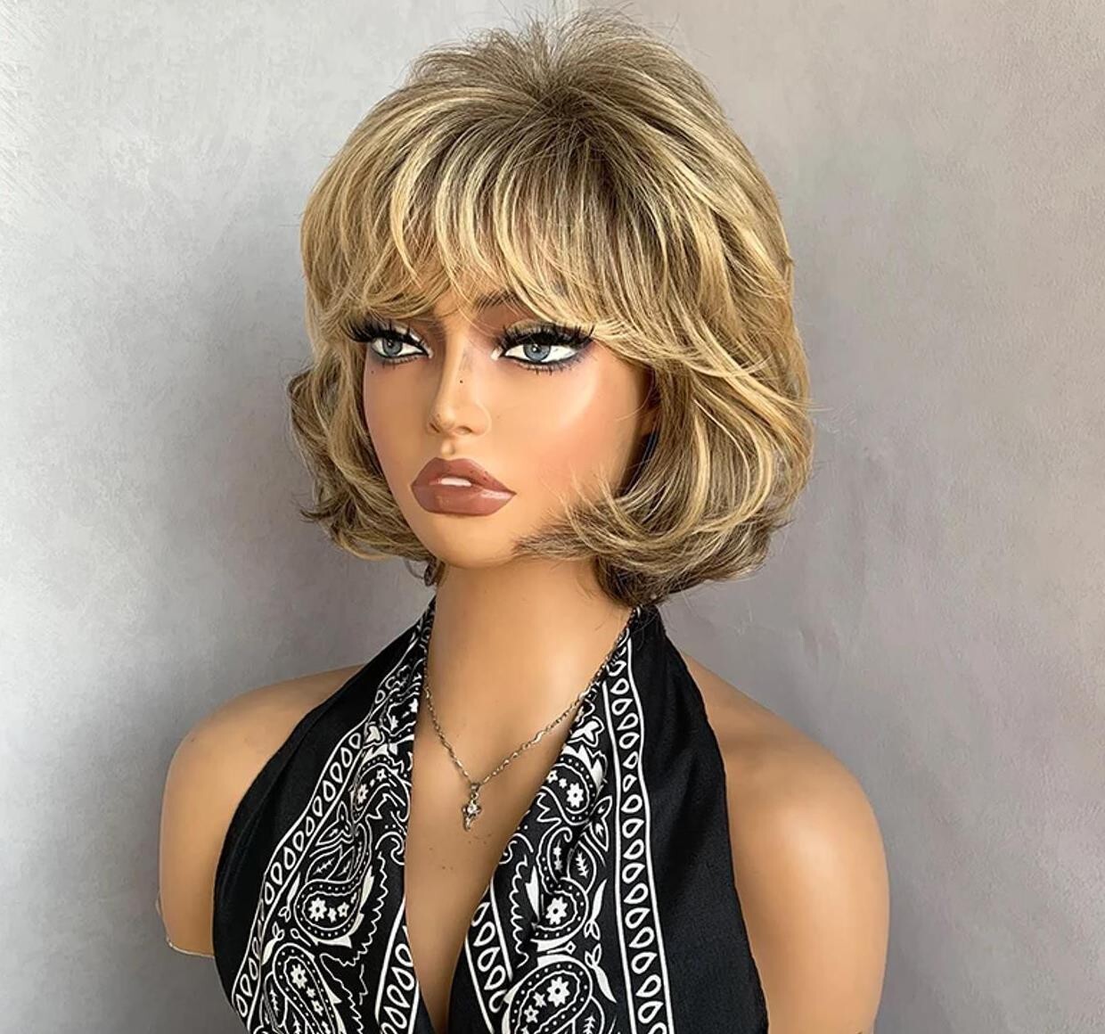 2026 Women Brown Blonde mix Short Hair Wigs Daily Party Natural Full Wig