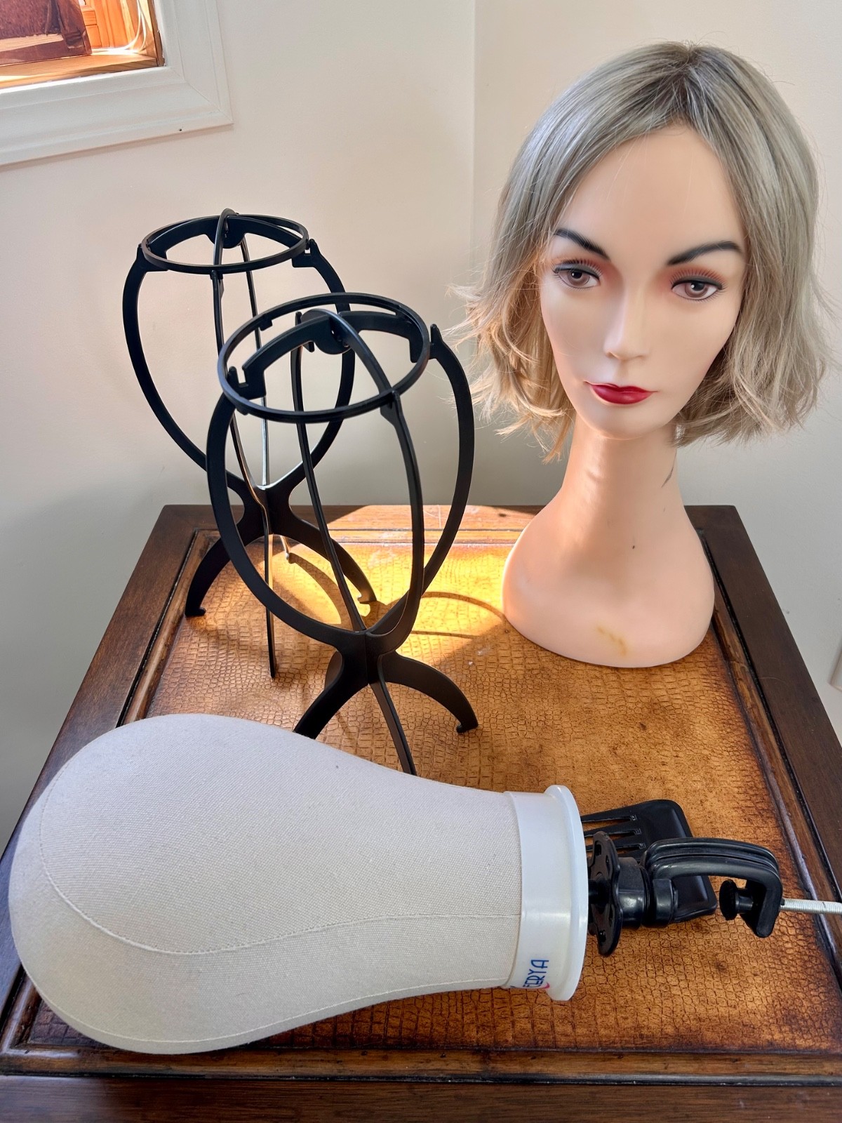 Set of 5 Wig Stands – Wig Stand Bundle – Mannequin, Canvas, Collapsible – Good