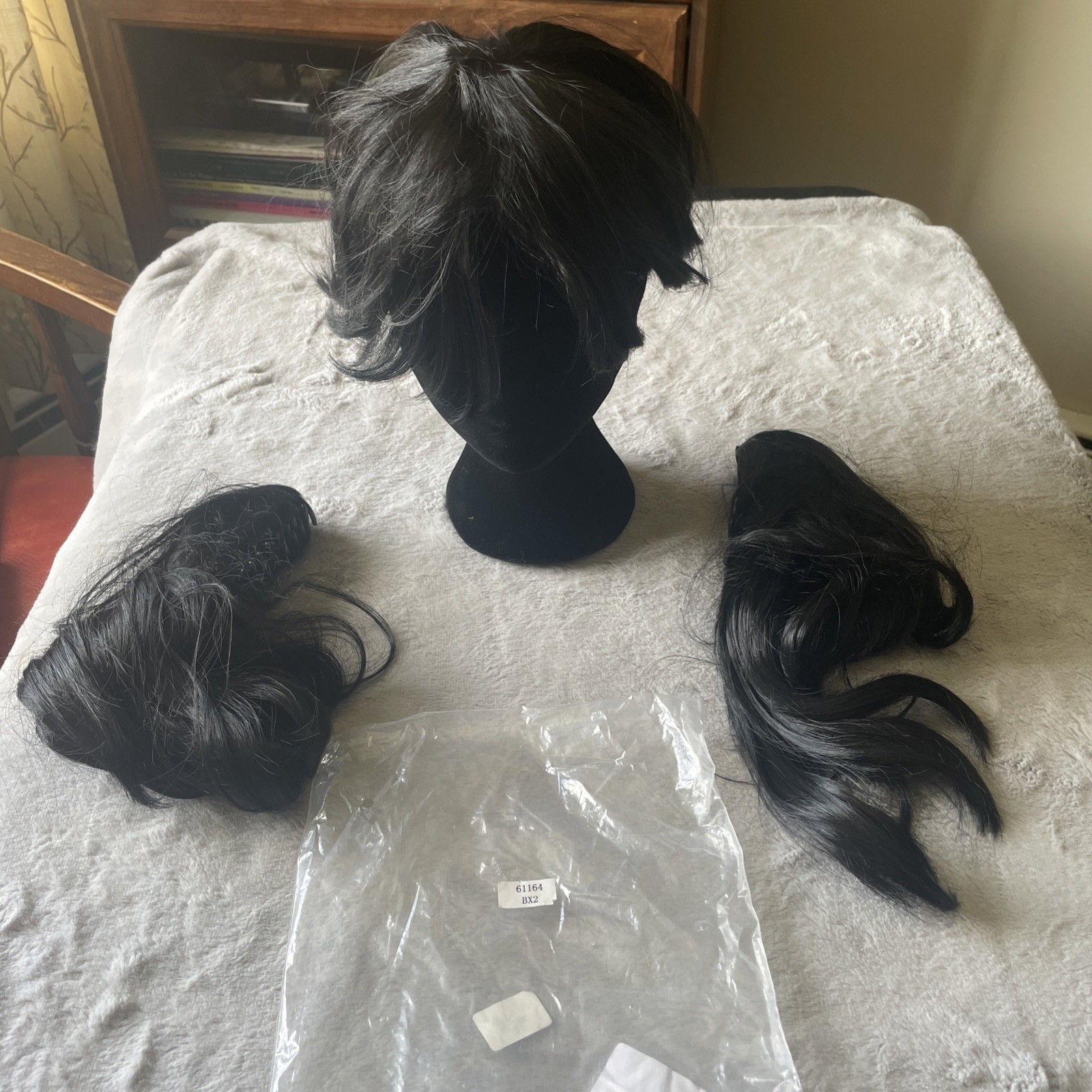 Bob Wig – Short Cosplay Wig with Bangs Plus 2 Matching Clip In Wigs for Adult