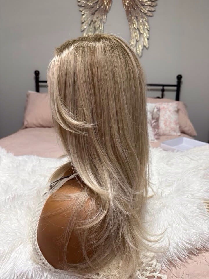 NEW IN BOX BELLE TRESS WIG BEVERLY HILLS CT-1001 LACE TOP MILKSHAKE BLONDE R B3