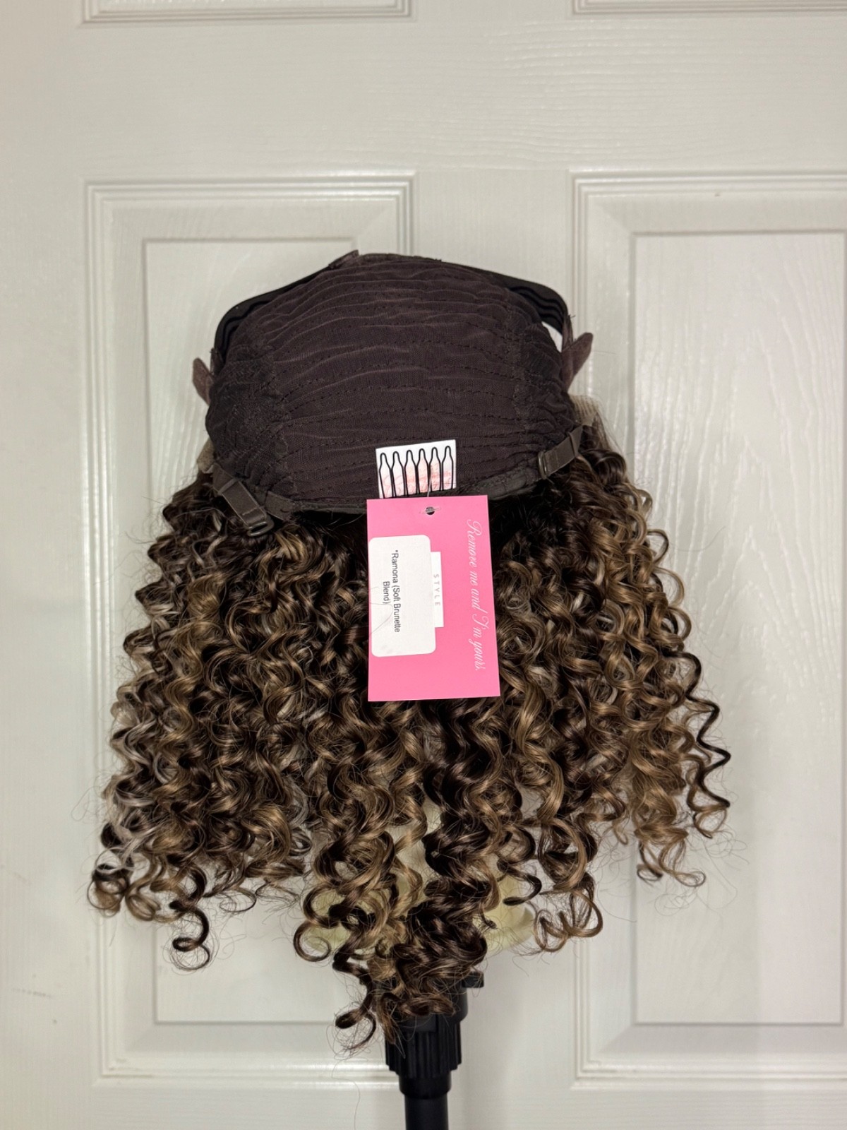 Chelsey Smith crown (Wig) Ramona NWT