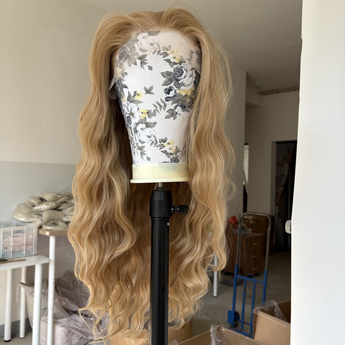 Long Wavy Blended Blonde Synthetic Hair Heat Resistant Natural Lace Frontal Wigs