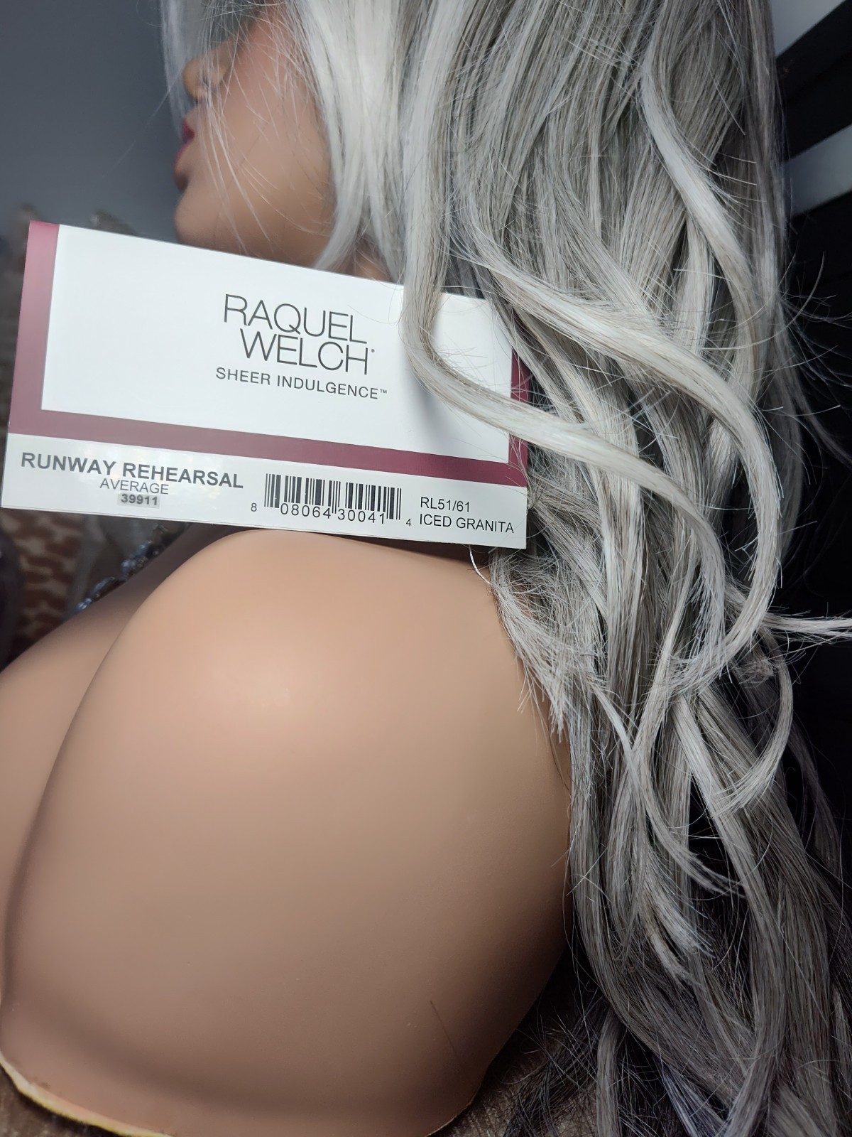 Raquel Welch Runway Rehearsal Iced Granita 🖤 Long HF Synthetic Wig