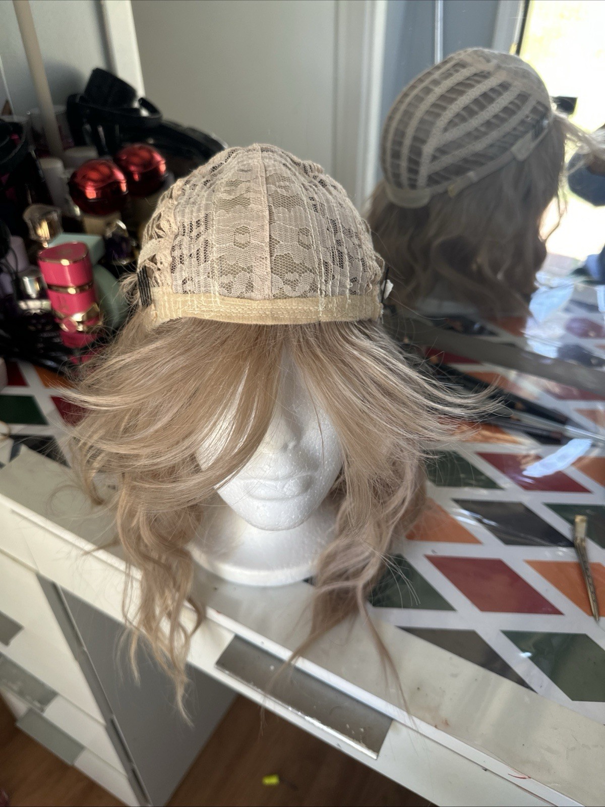 Blonde Wig – Straight Lace Front Adjustable Strap Synthetic Middle-Part 11-20 in