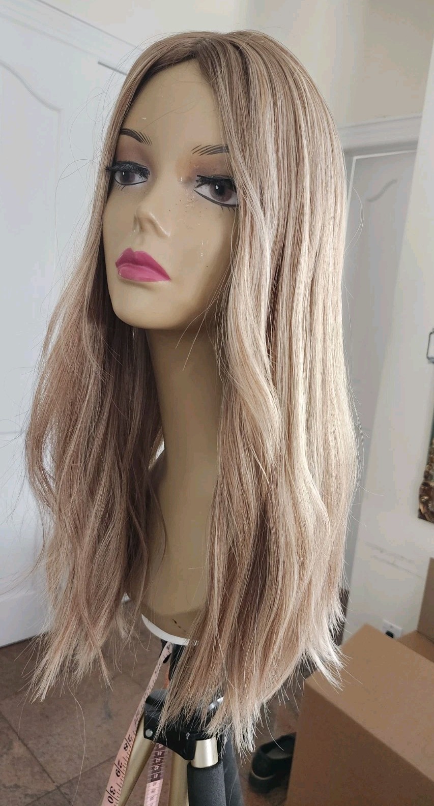 HUMAN HAIR MEDIUM BLONDE WITH DIMENSIONS SILK TOP TOPPER 8″X8″ 22” LONG