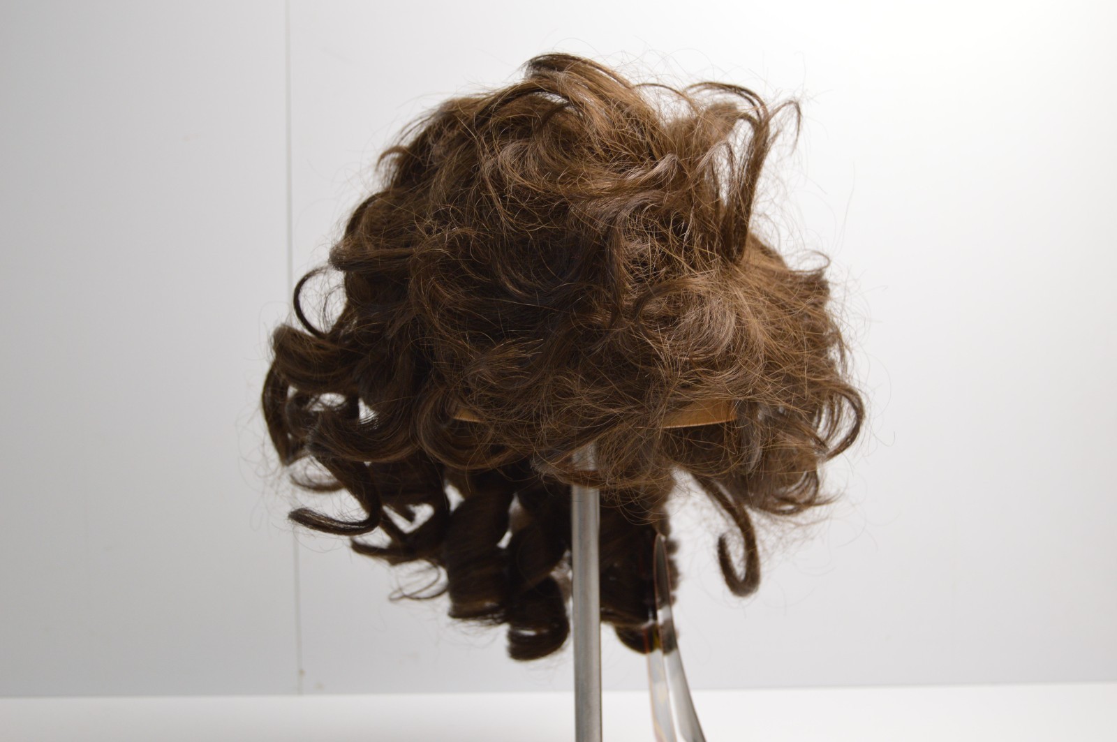 Vintage Jazz Wave Synthetic Fiber Japanese Origin Wig Curls Halloween NWT