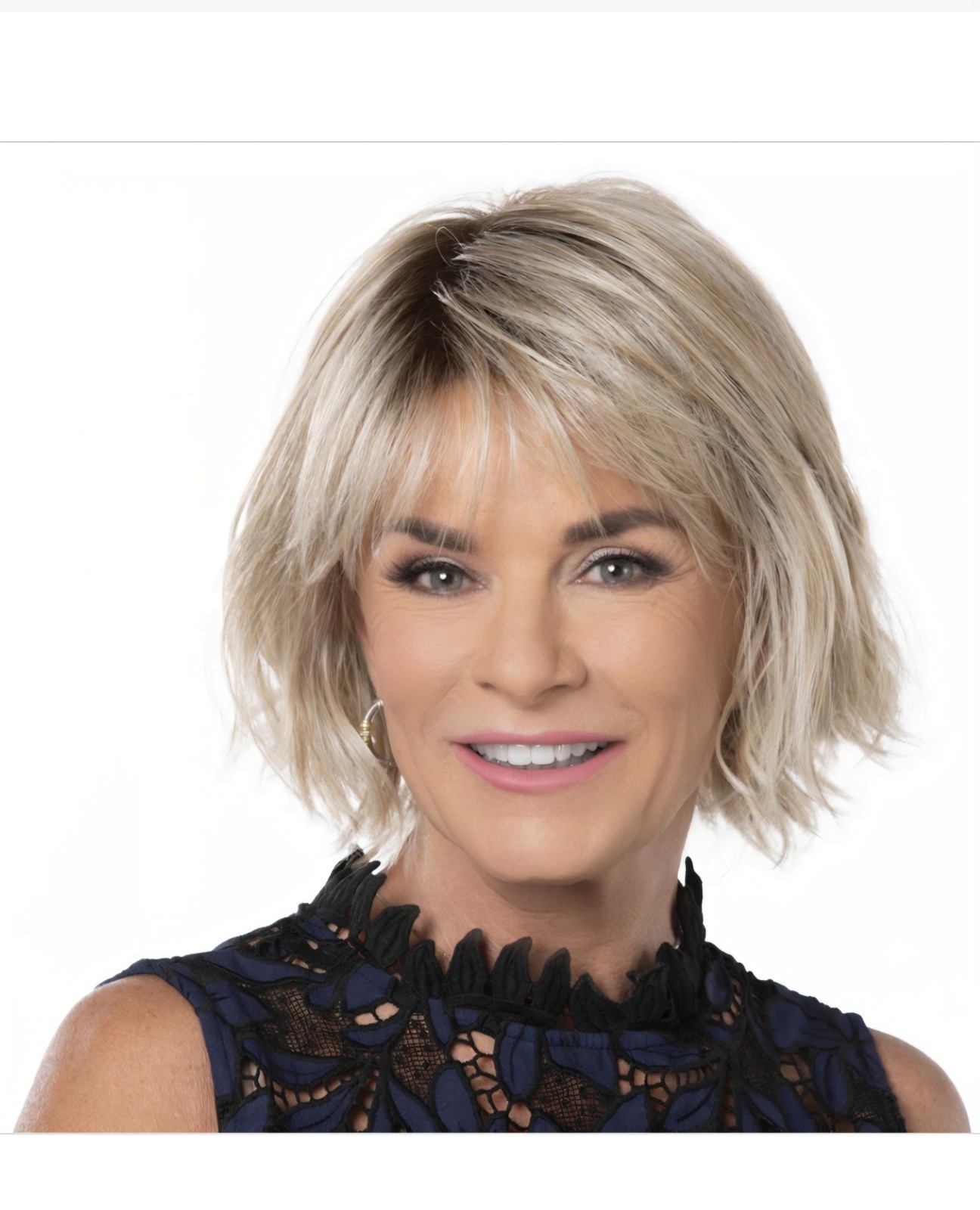 Toni Brattin Trendy Textured Wig MEDIUM BROWN 359 Regular Sz NEW Heat Friendly