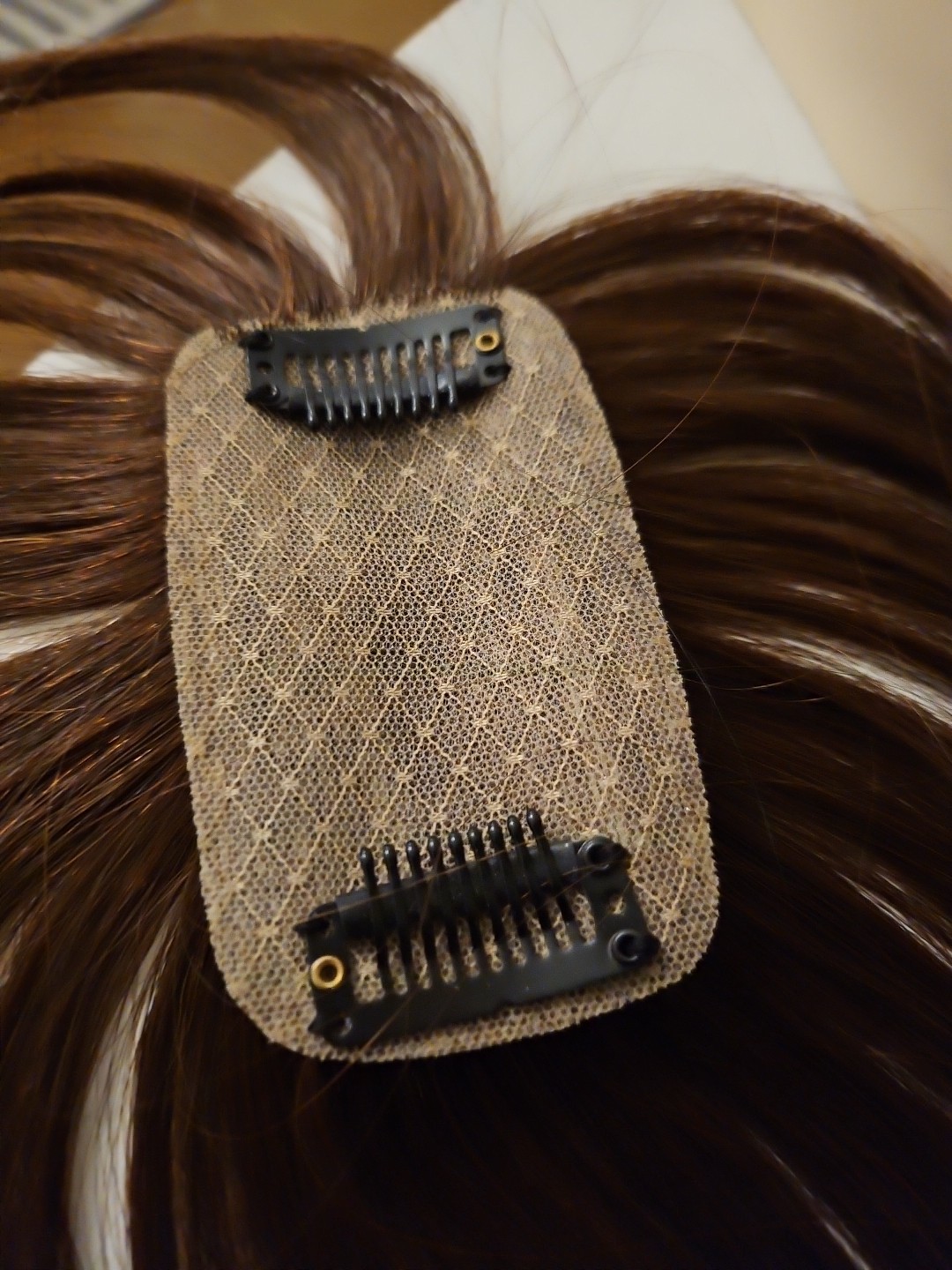 Human Hair Topper, 8-10 Inches With Bangs. Unbranded, 2 Clip Unit. NWOT
