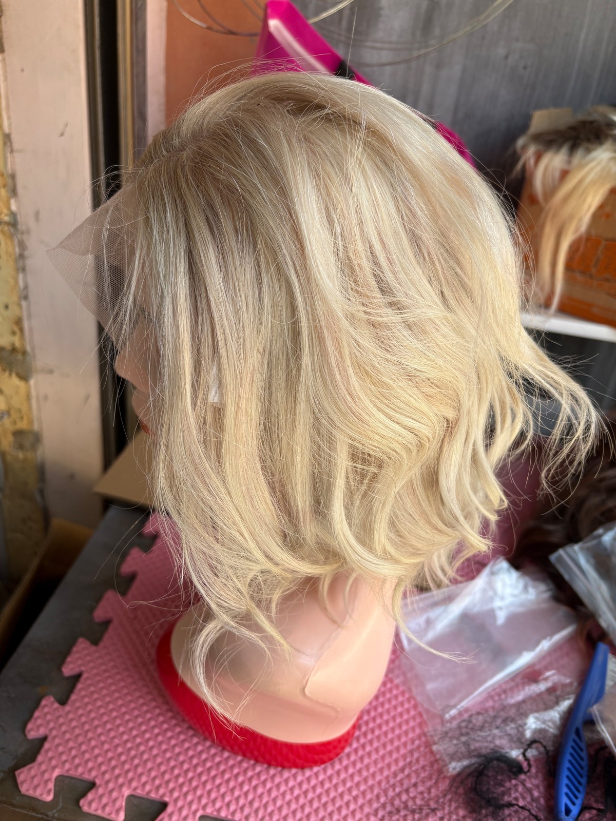 Short Bob Ombre Platinum Blond Lace Front 100% Human Hair Wigs for Women