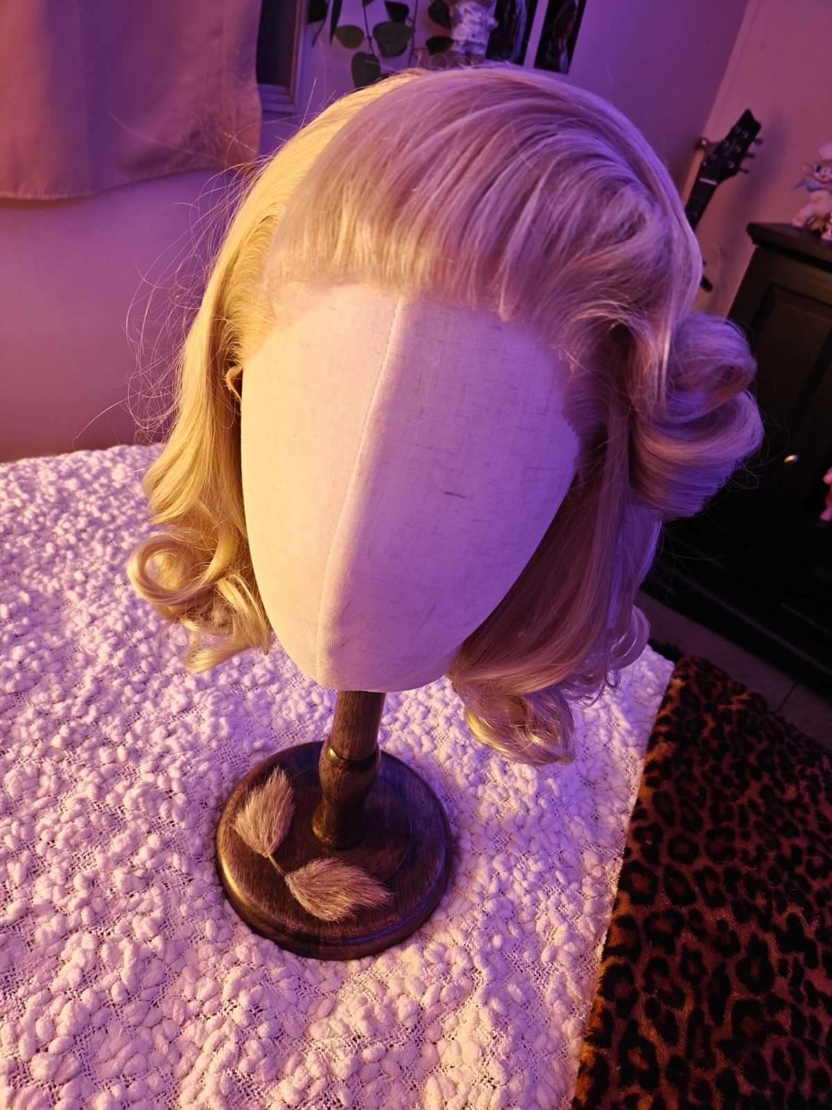 1940s Rita hayworth gilda styled celebrity costume wig in Champagne blonde