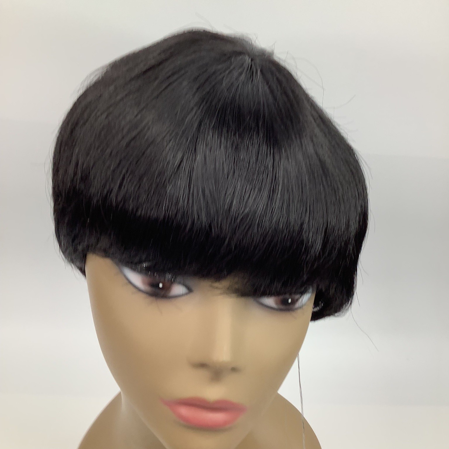 Outre wigpop RIKA Synthetic Full Wig Short Pixie Style 1B Heat Friendly