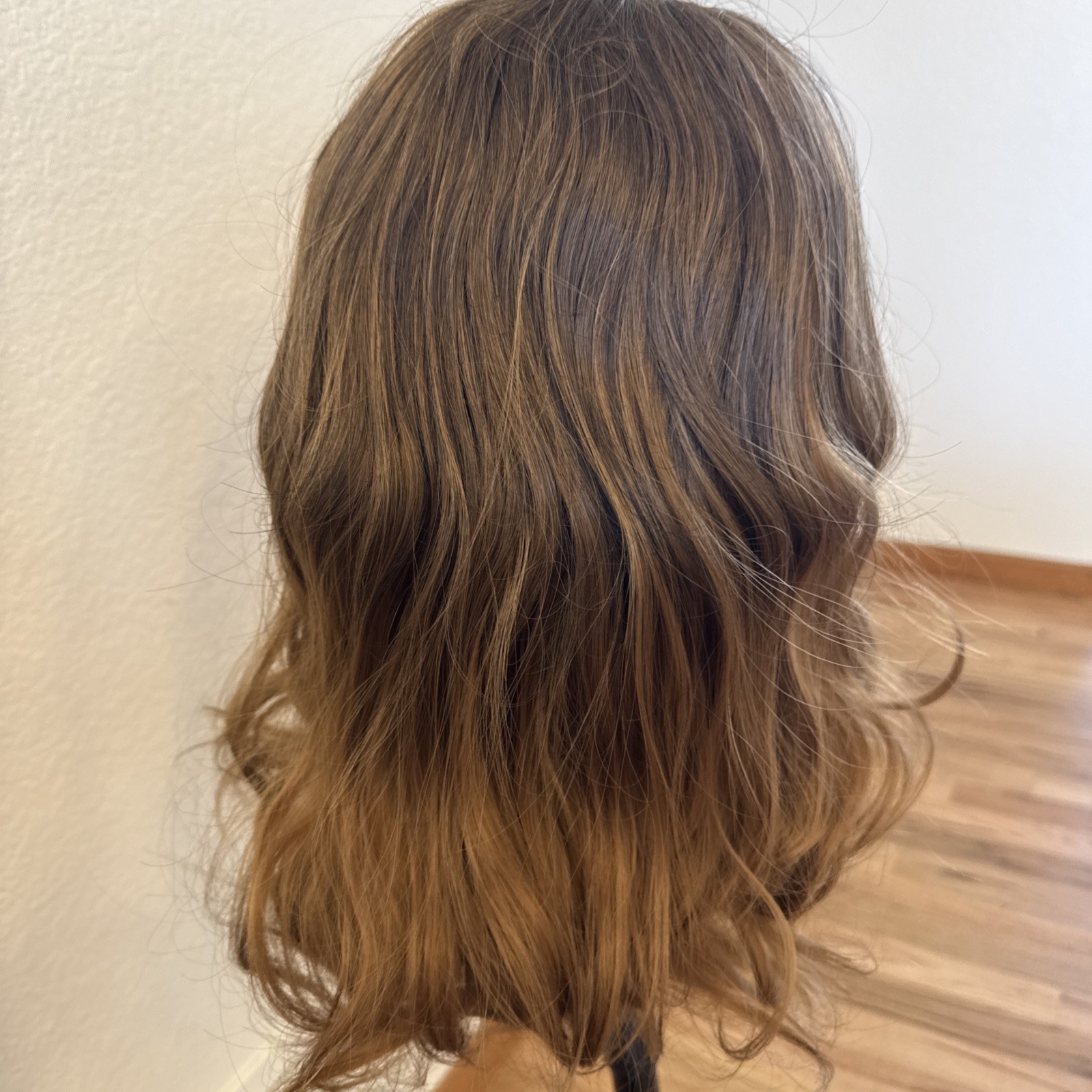 Hard Fronts Hairline Lace Frontal Wig 20”So Soft Reddish Brown Very Pretty 156