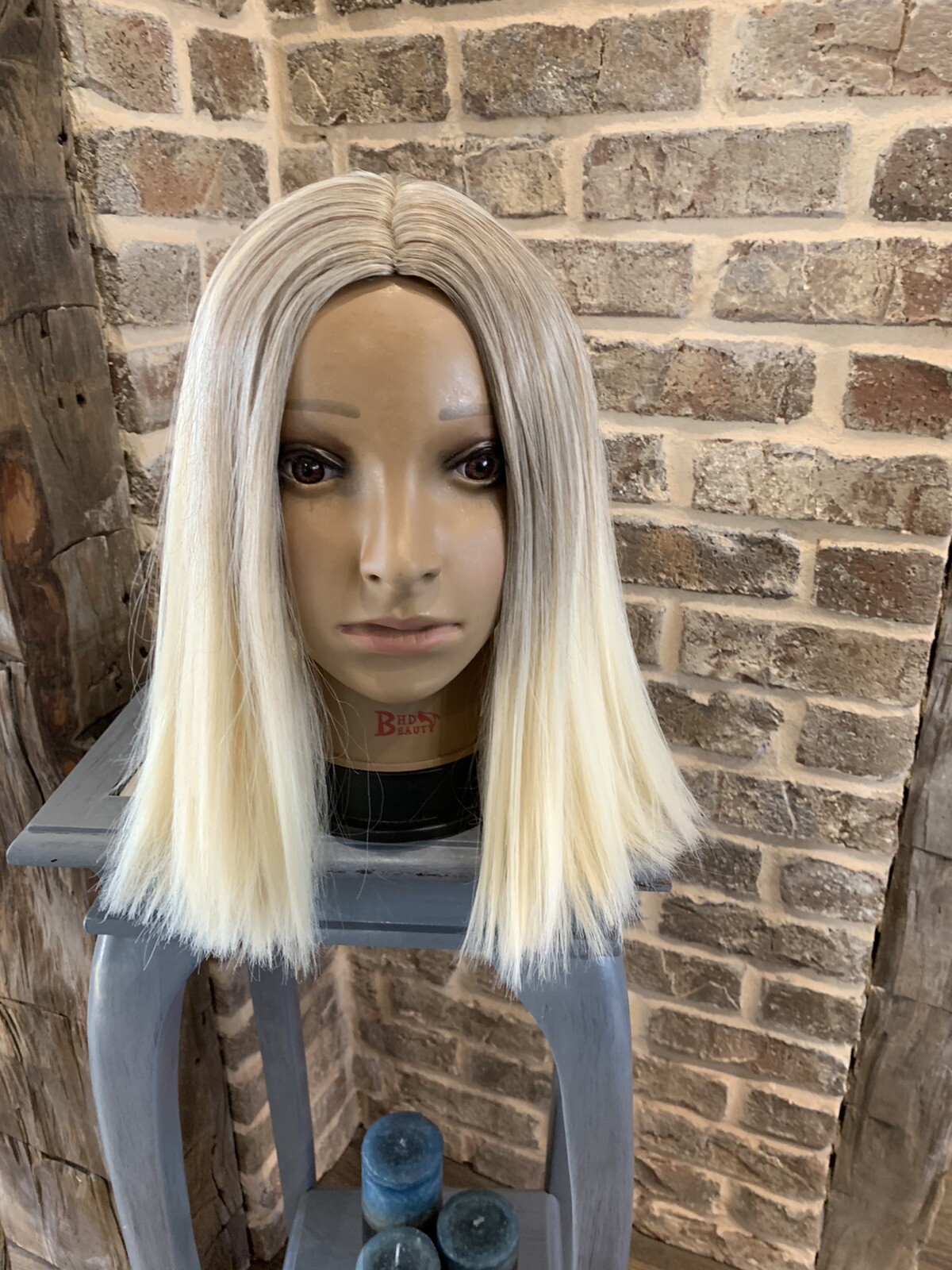 NWOT Silk Synthetic Short Blonde Wig #123