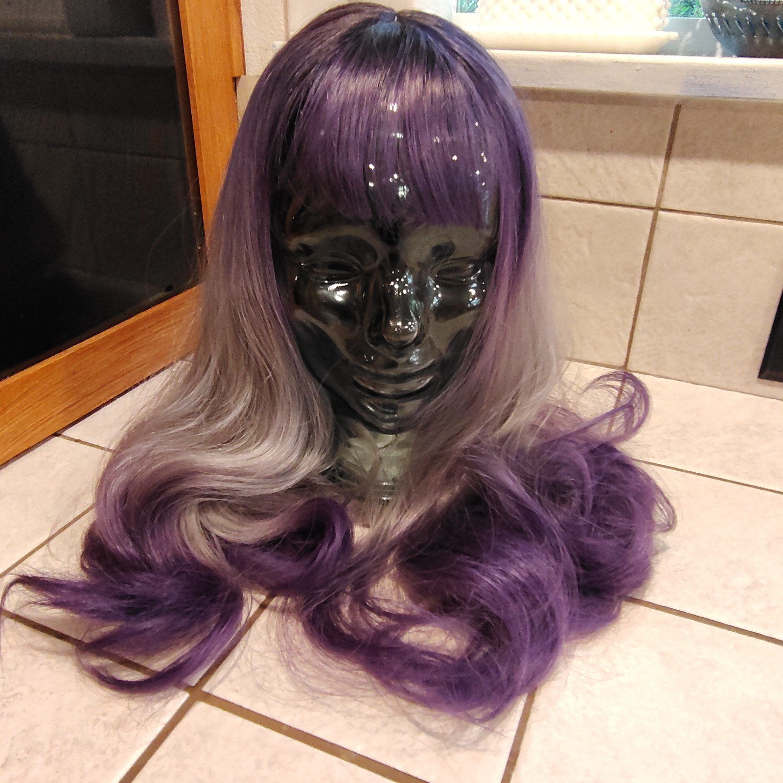 Synthetic Wig K-pop Idol Style ombre black White Purple Wave 18 Inch & Bangs B74
