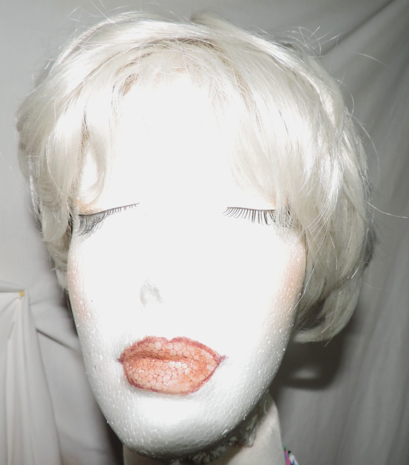Beautiful Esthetic blonde “bombshell” wig!
