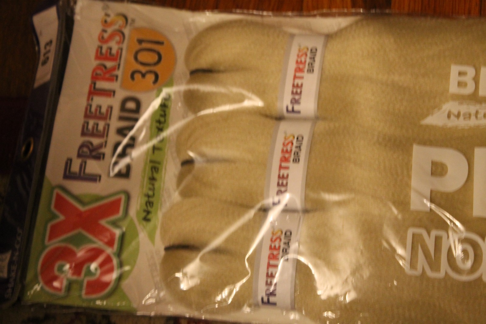 Freetress 3x Braid 301 ~ Color #613 ~ Size 28″ ~ New; Sealed
