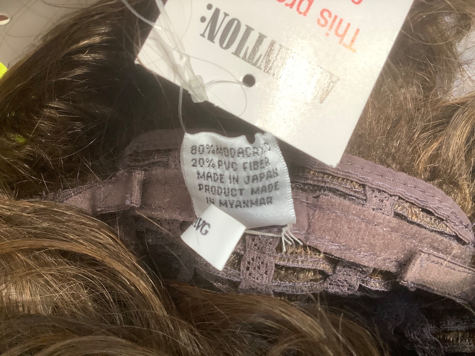 Wig Shop Women’s Style: Julia-A Color: 8/12A M4327 Brown Short Sassy Wavy NWT
