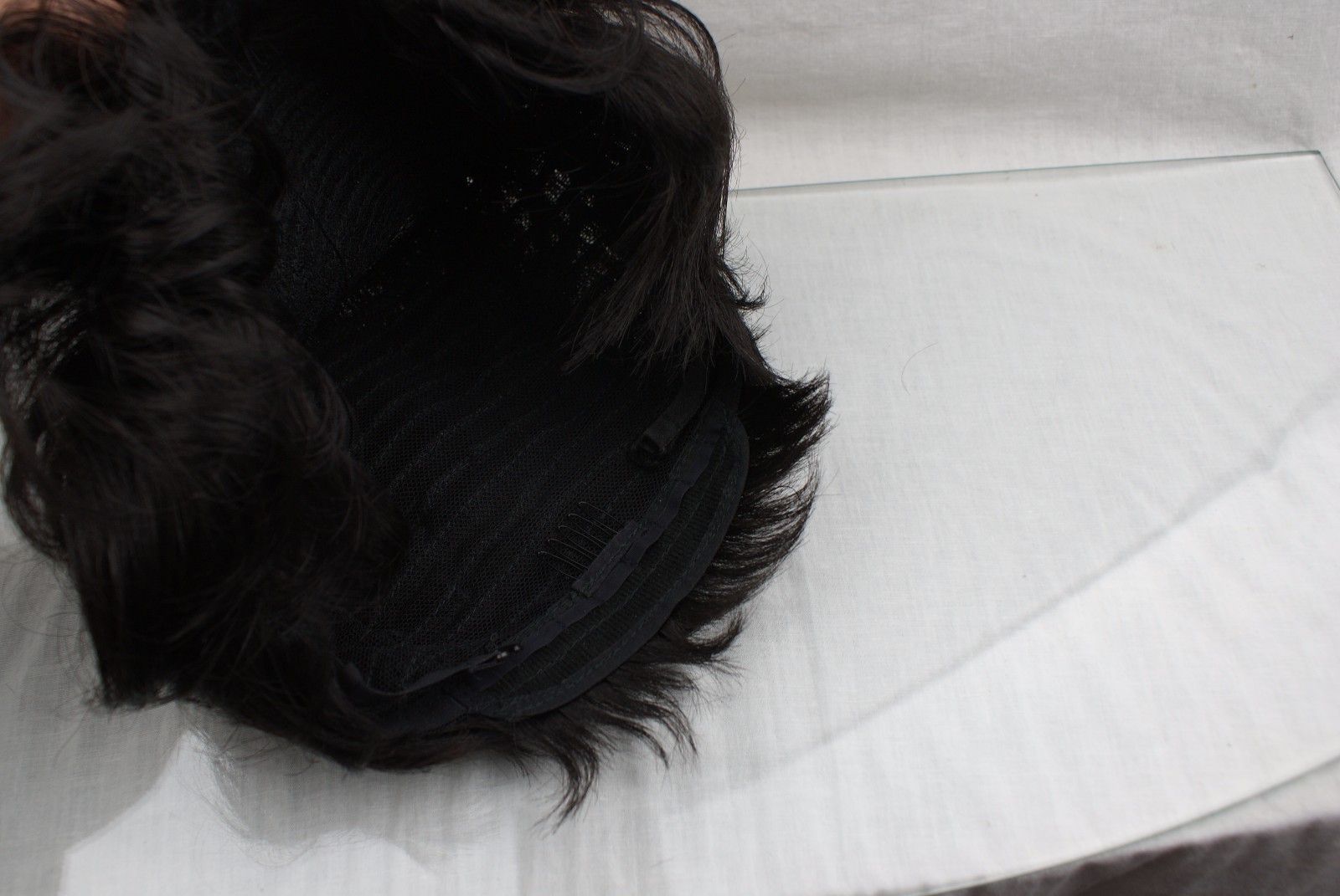 VRZ Slight Wavy Black Short Human Hair Wigs Color 1B