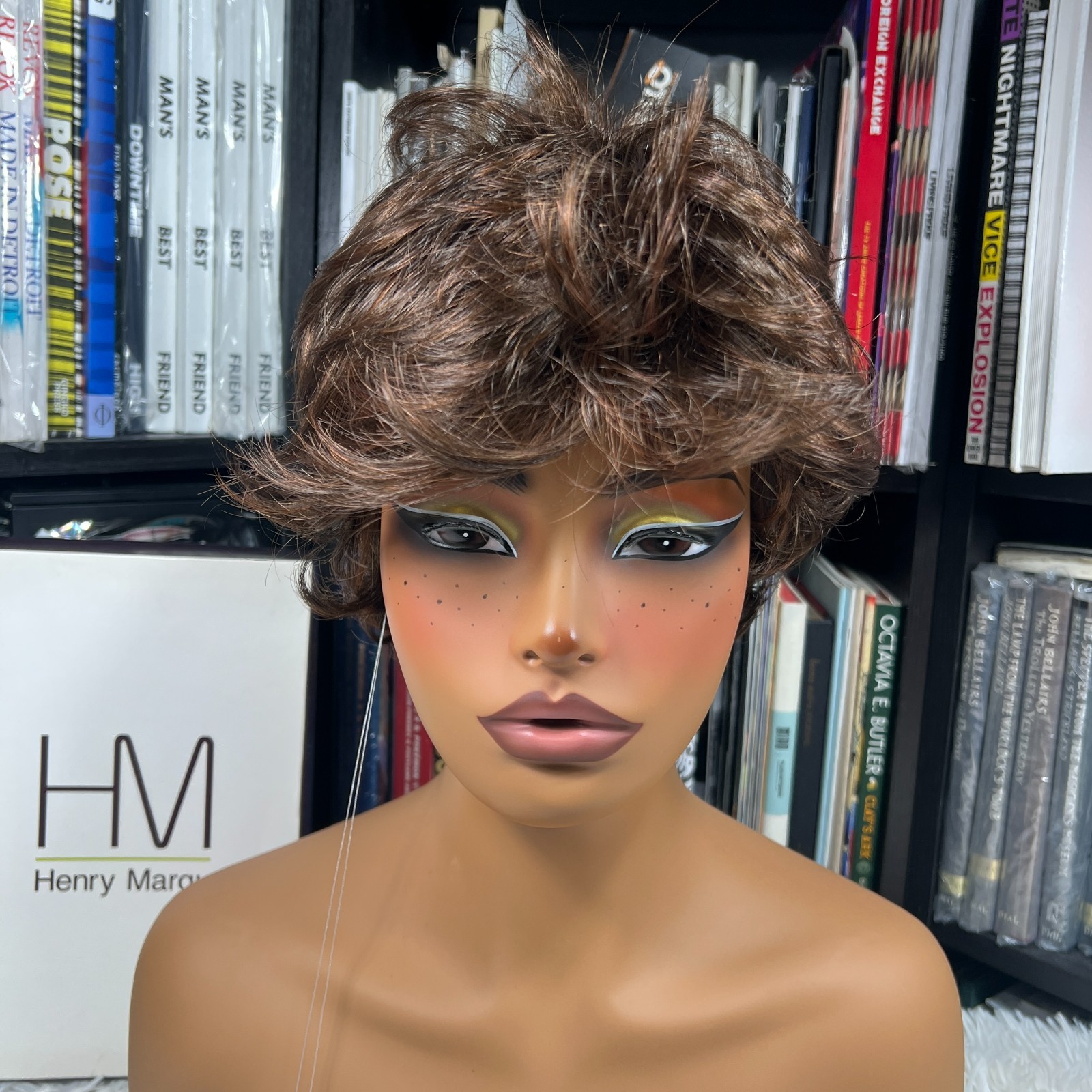 HENRY MARGU WIG BAILEY 6H CHESTNUT BROWN W/ AUBURN HIGHLIGHTS SHORT WIG PIXIE