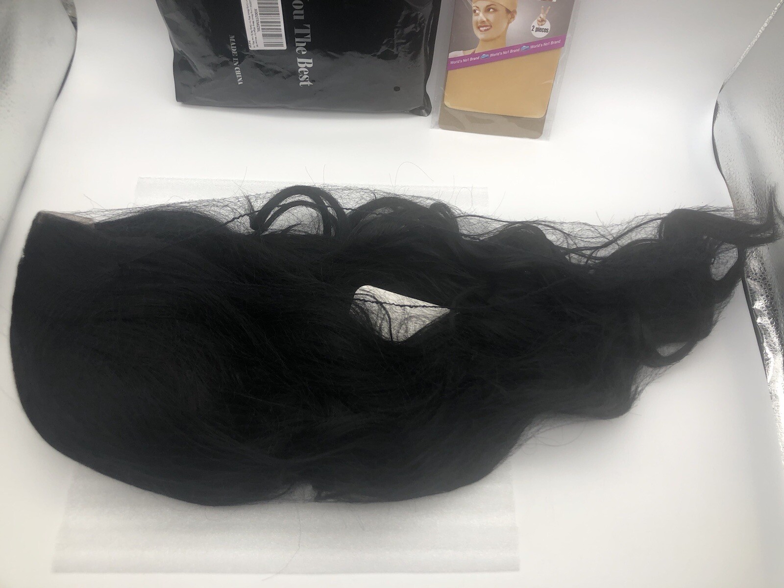 AISI Queens Black Long Wavy 24 Inch Wig with Middle Part Synthetic w/Wig Cap