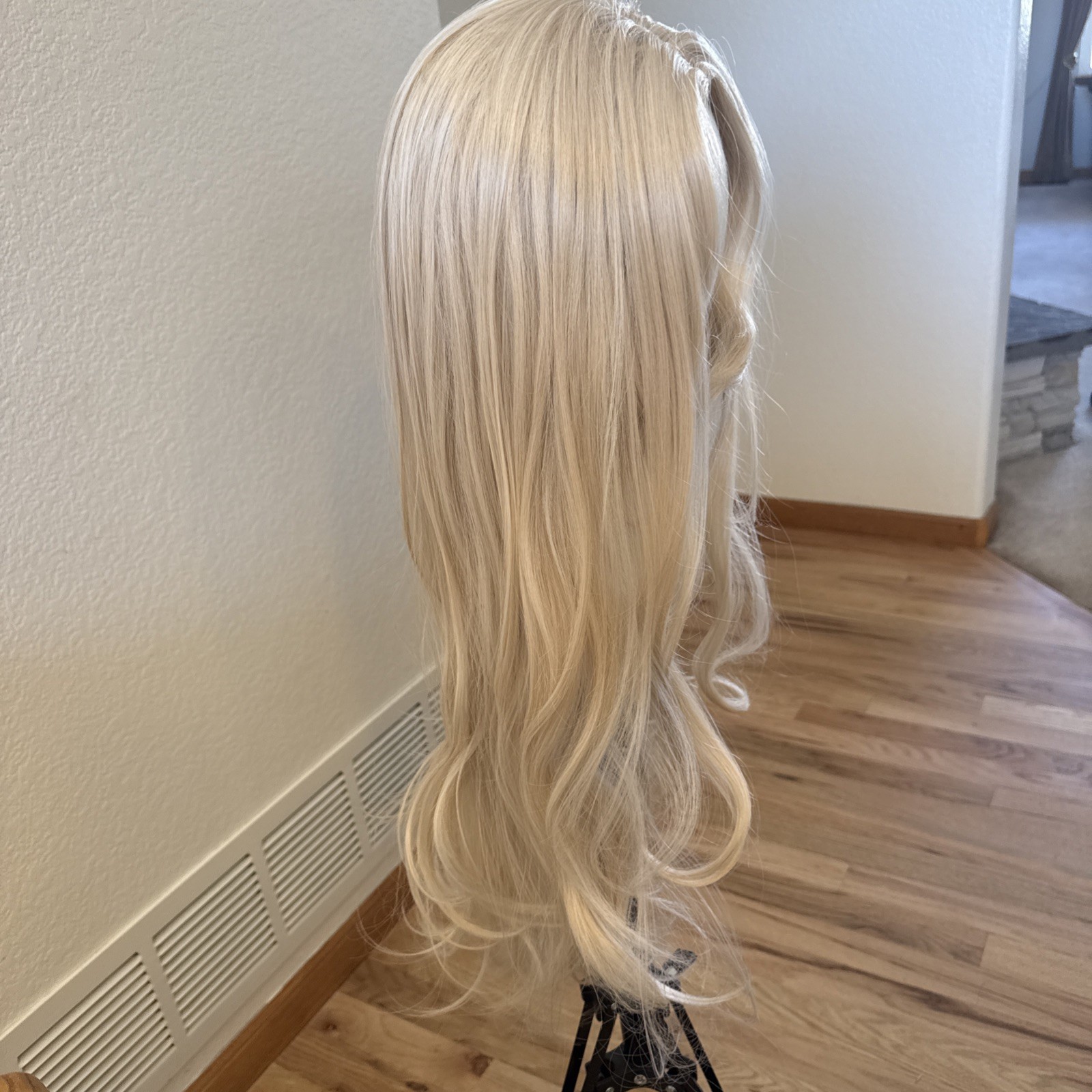 New 400 Lace Cap So Soft Feels Real 28” 613 Blonde Lace Cap Curtain Bangs 400