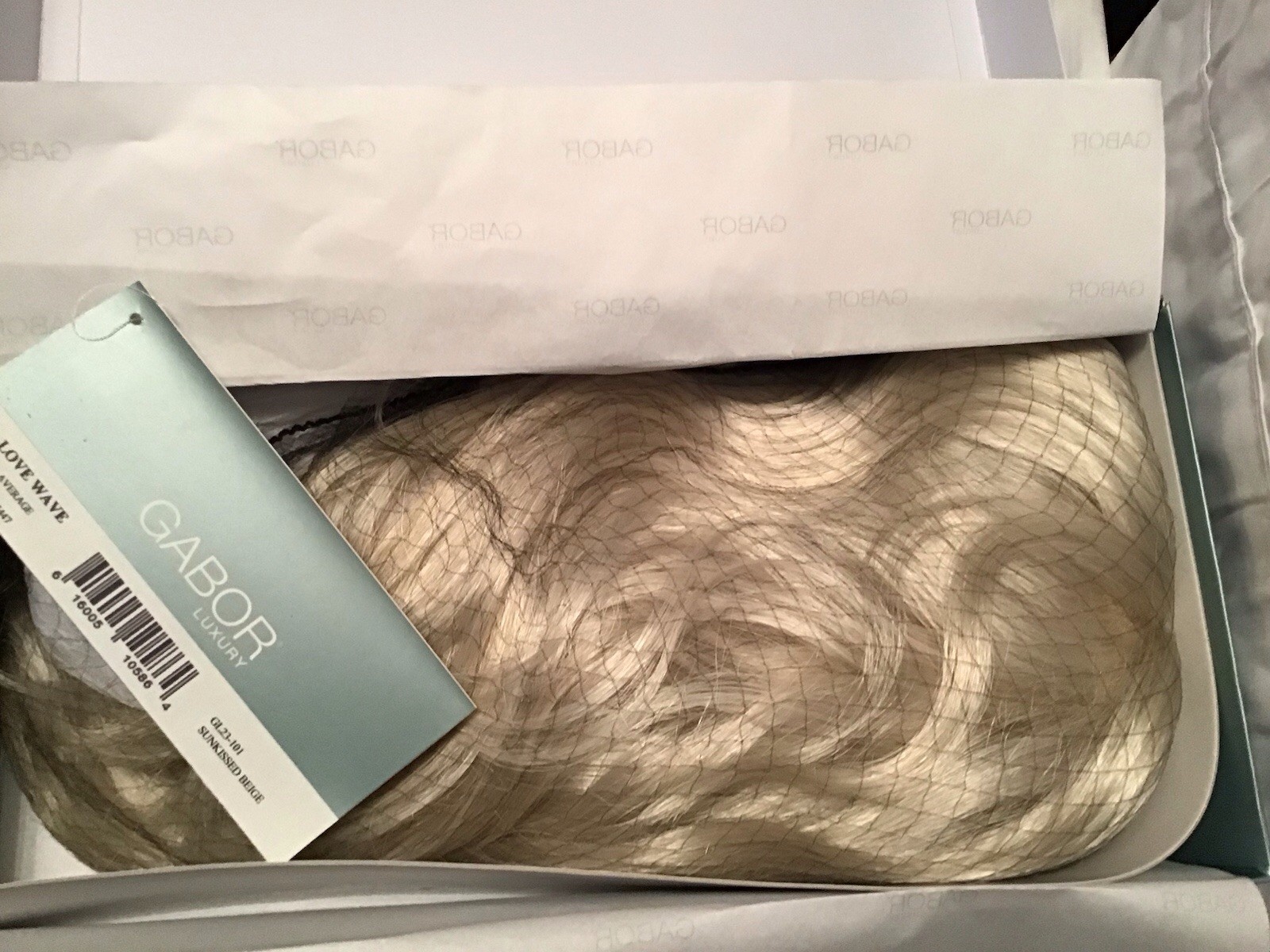 New In Box Eva Gabor Love Wave Wig Sun-Kissed Beige GL23-10 Blonde Lace Gorgeous