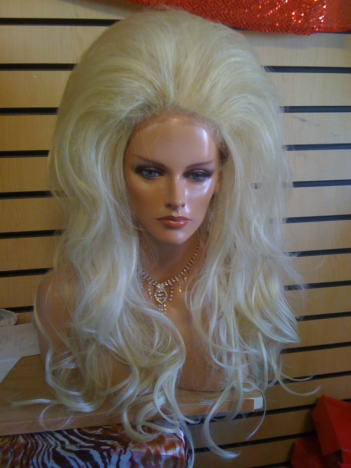 AWESOME WIGS last one Vegas girl got it! PALE BLONDE LACE TIPPED COLOR UPDO NWT