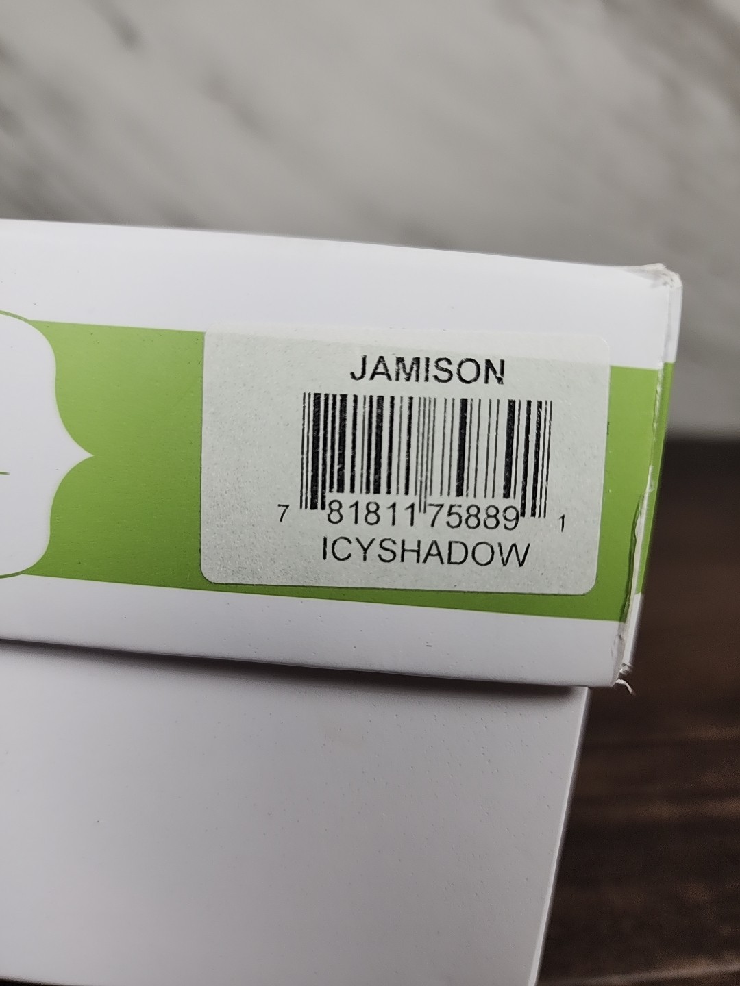☆LOOK☆ ~Jamison Naturelle Front Lace Estetica Wig ICEYSHADOW~ ☆FREE-SHIPPING☆