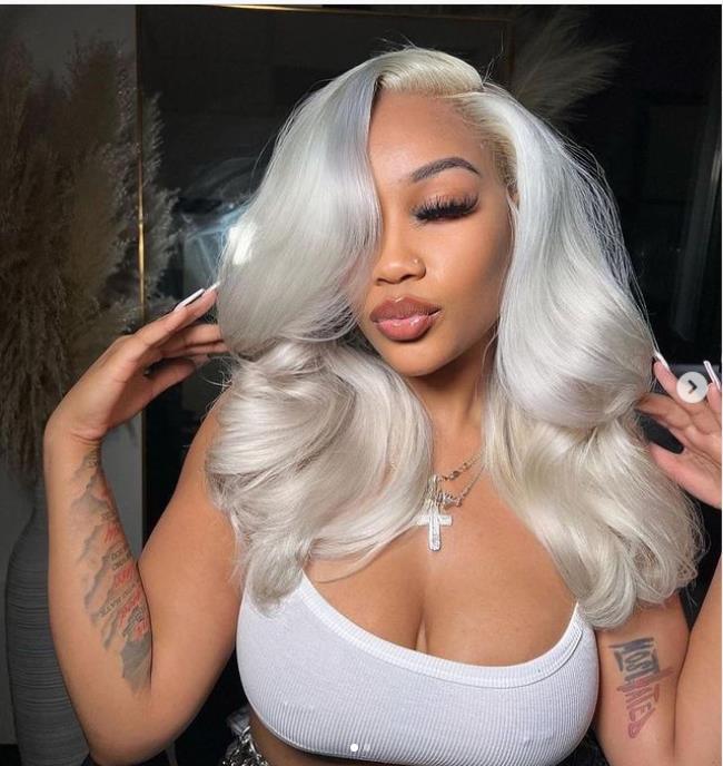 Long Slight Wave White Blonde 100% Human Hair Wig 4X4 Lace Front Wig PrePluck