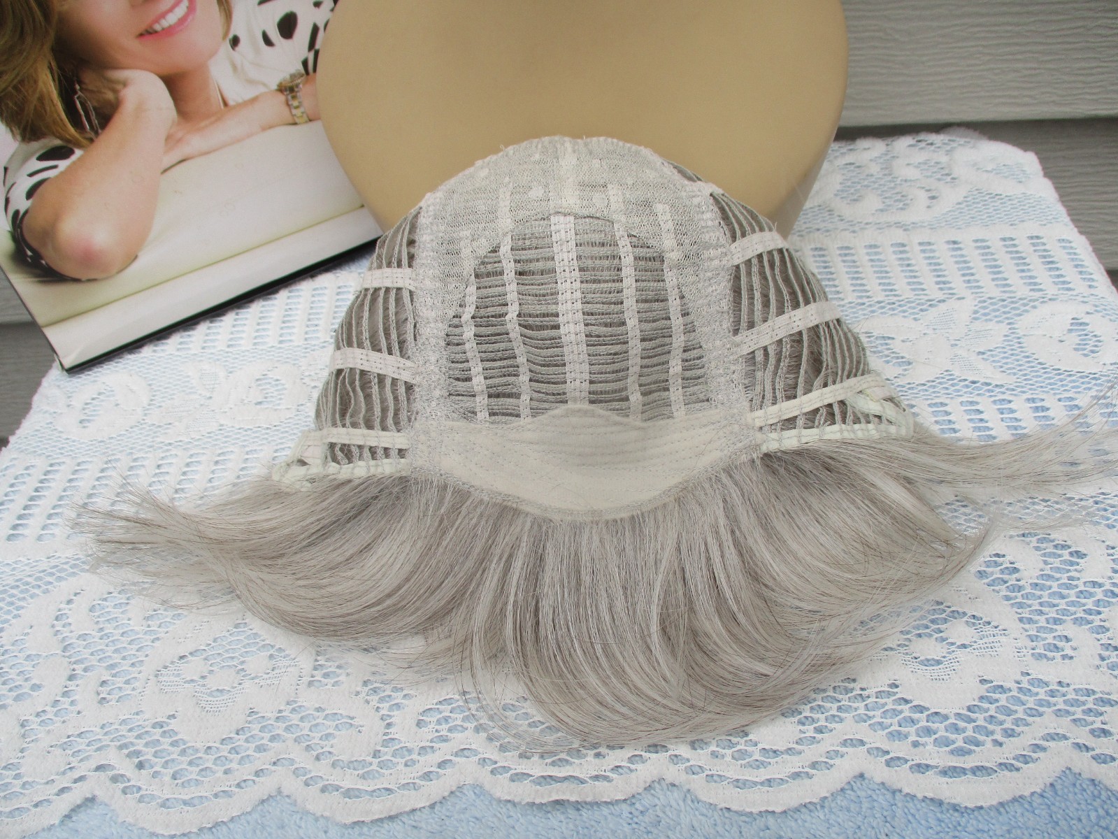 Toni Brattin Wig TIMELESS Color LIGHT GRAY Size REGULAR (Average) Heat Friendly