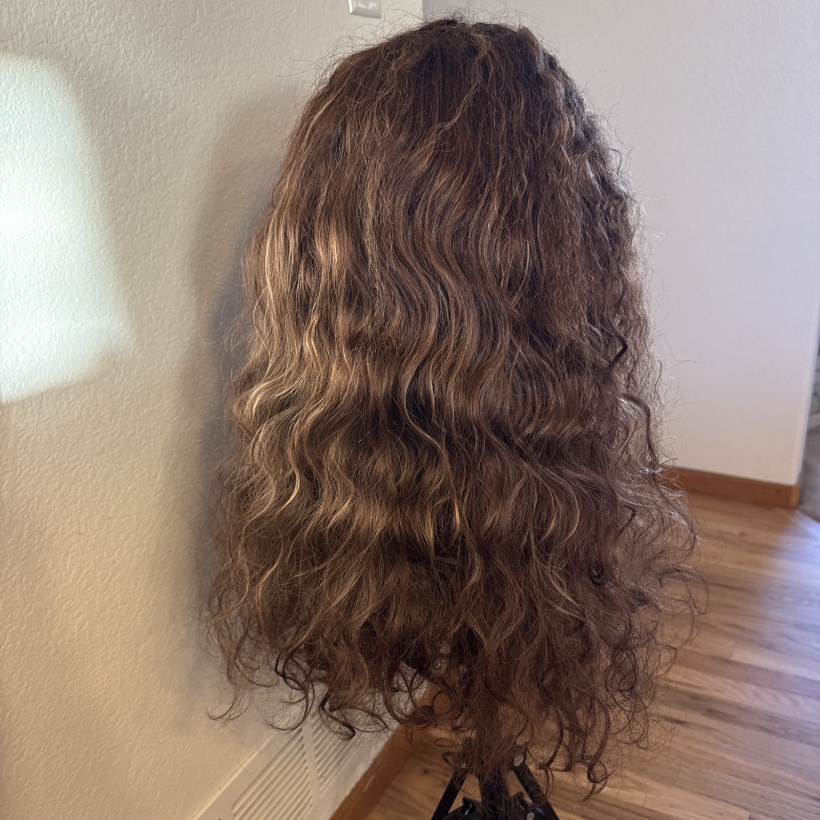 Human Blend. Lace Front Reddish Brown 28”363
