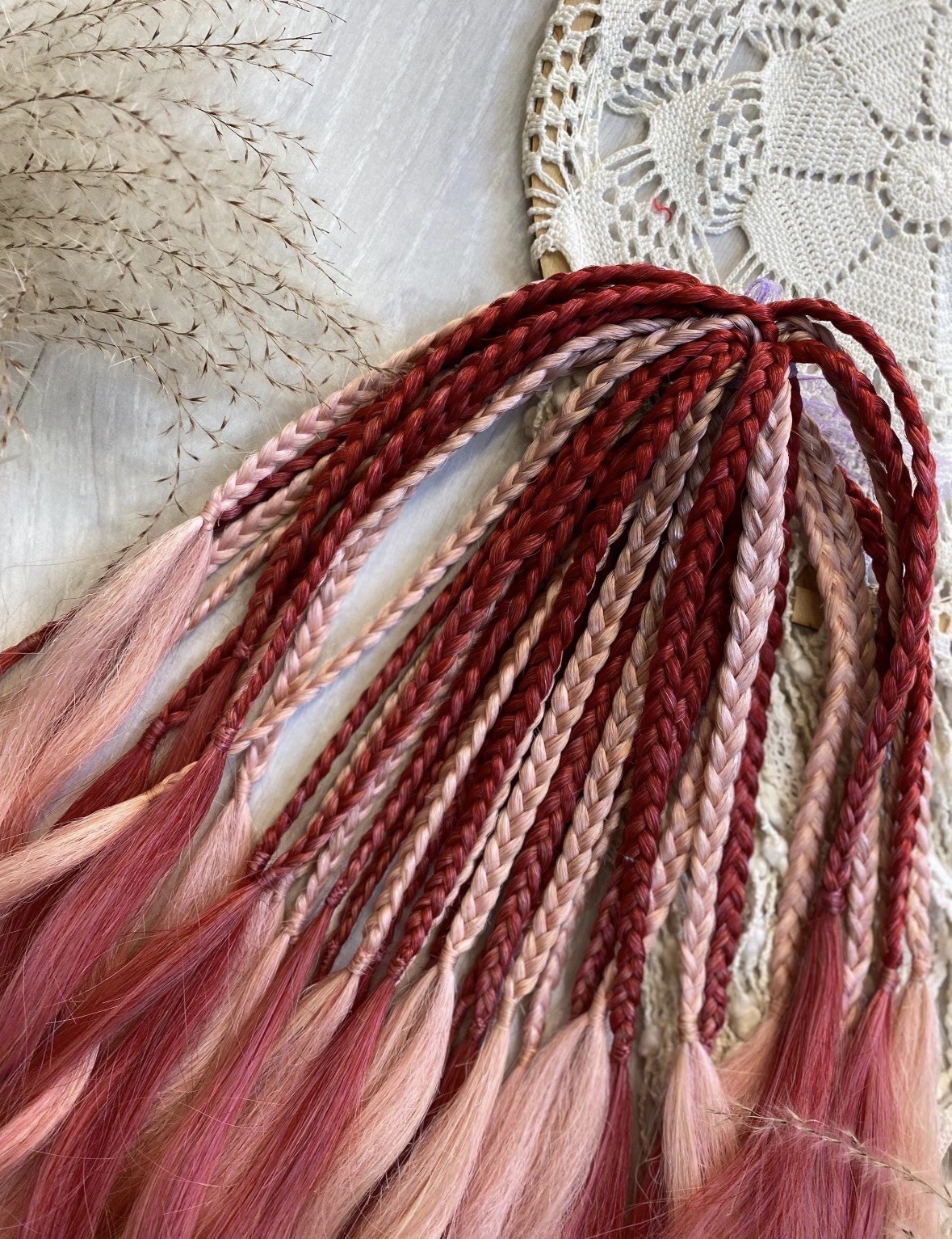 Pink Ombre Knotless Braids: Boho Festival Braiding Hair Set extensions.