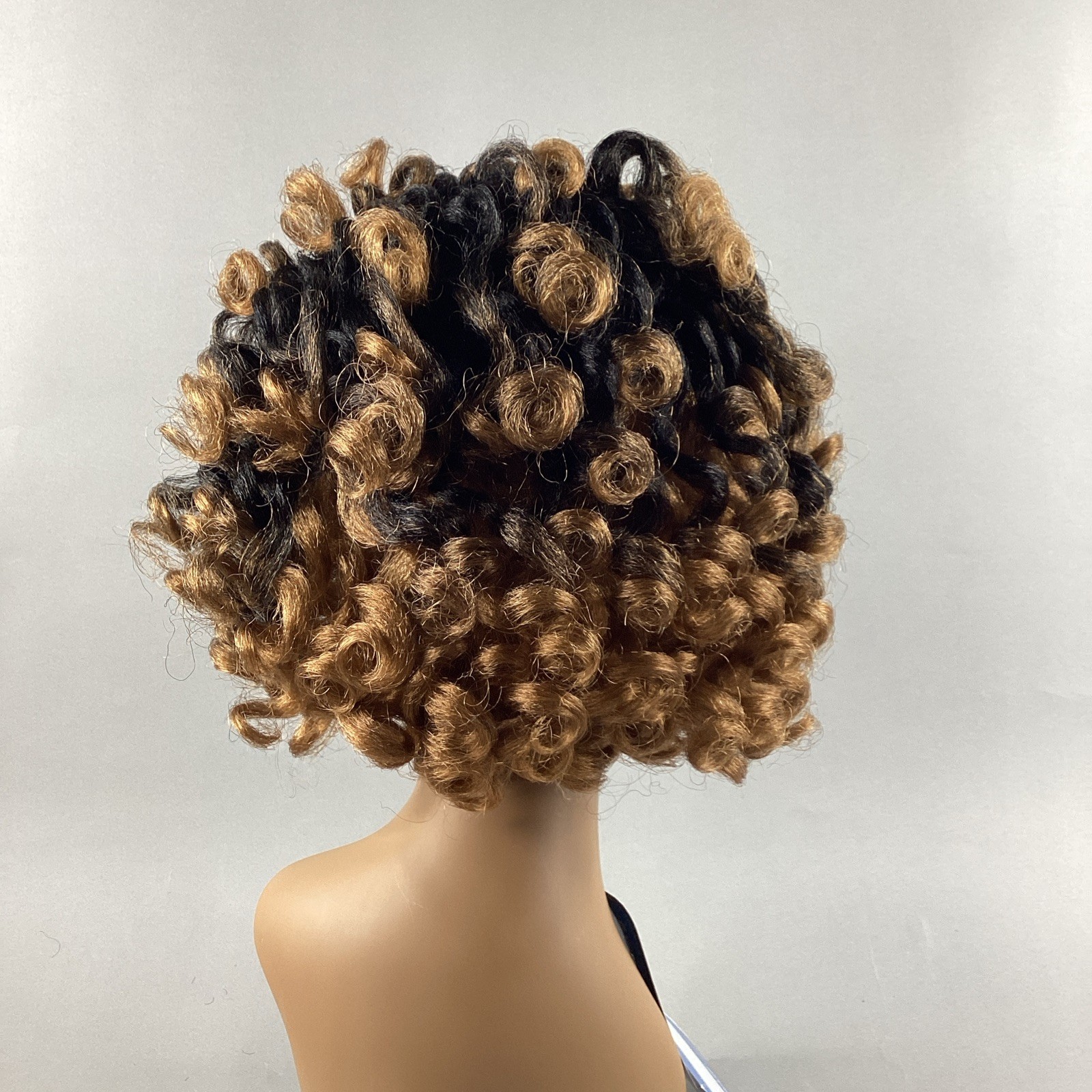 Atonia Short Curly #DR2730 Black Brown Blonde Synthetic Quick Weave Wig