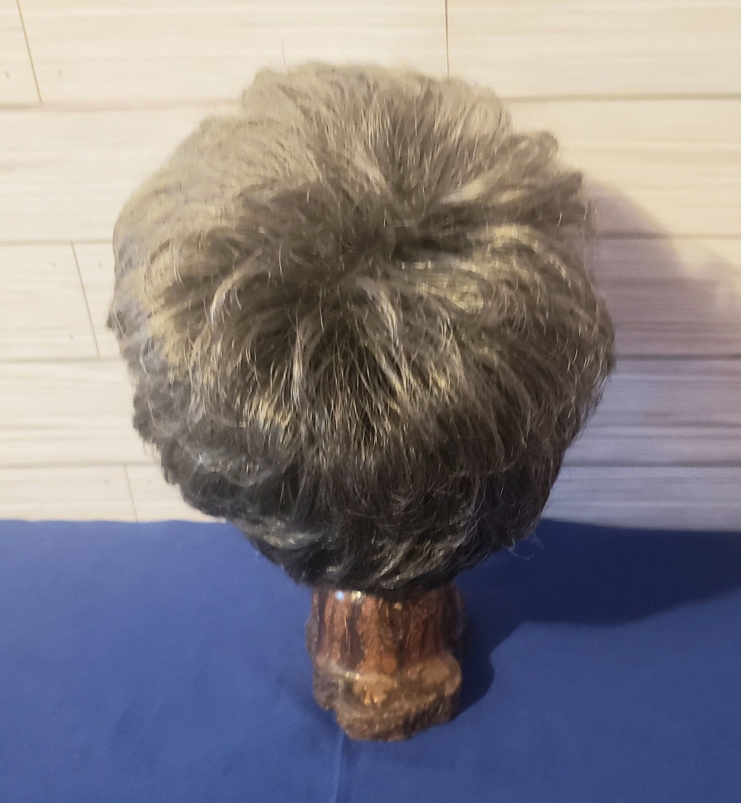 Foxy Silver Collection Gray Short Hair Modacrylic Wig Japanese Origin