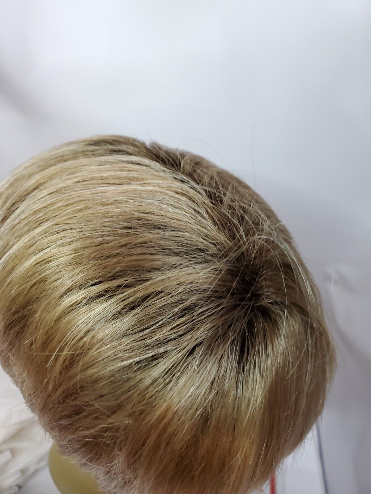 Estetica Wigs naturalle jett rh1488rt8 blonde short blonde roots straight #3636
