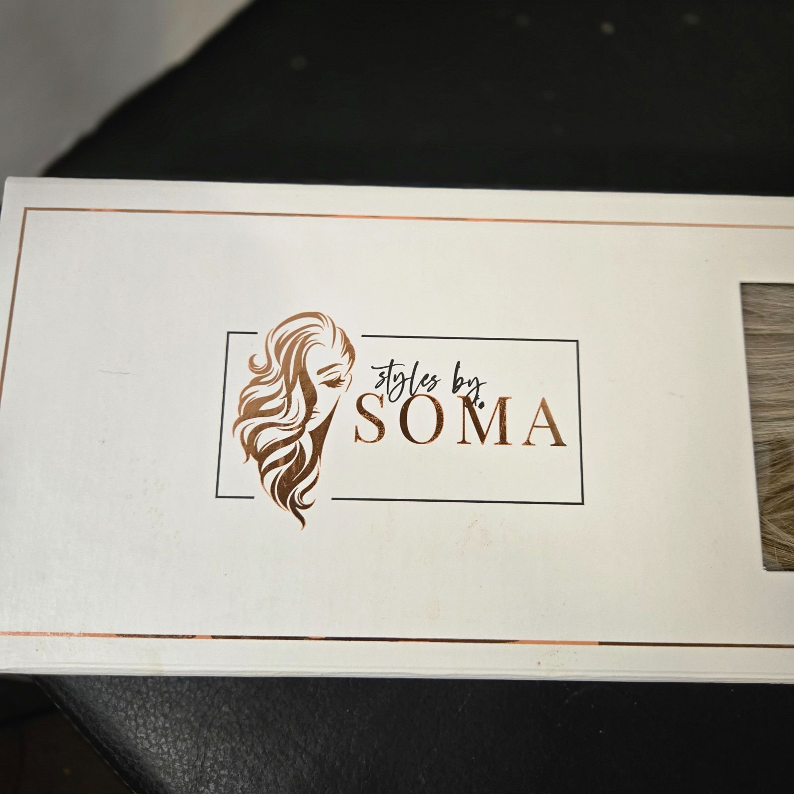 Styles by Soma SBS Synthetic Wig Outstanding Ovation Frosted Blonde New Open Box
