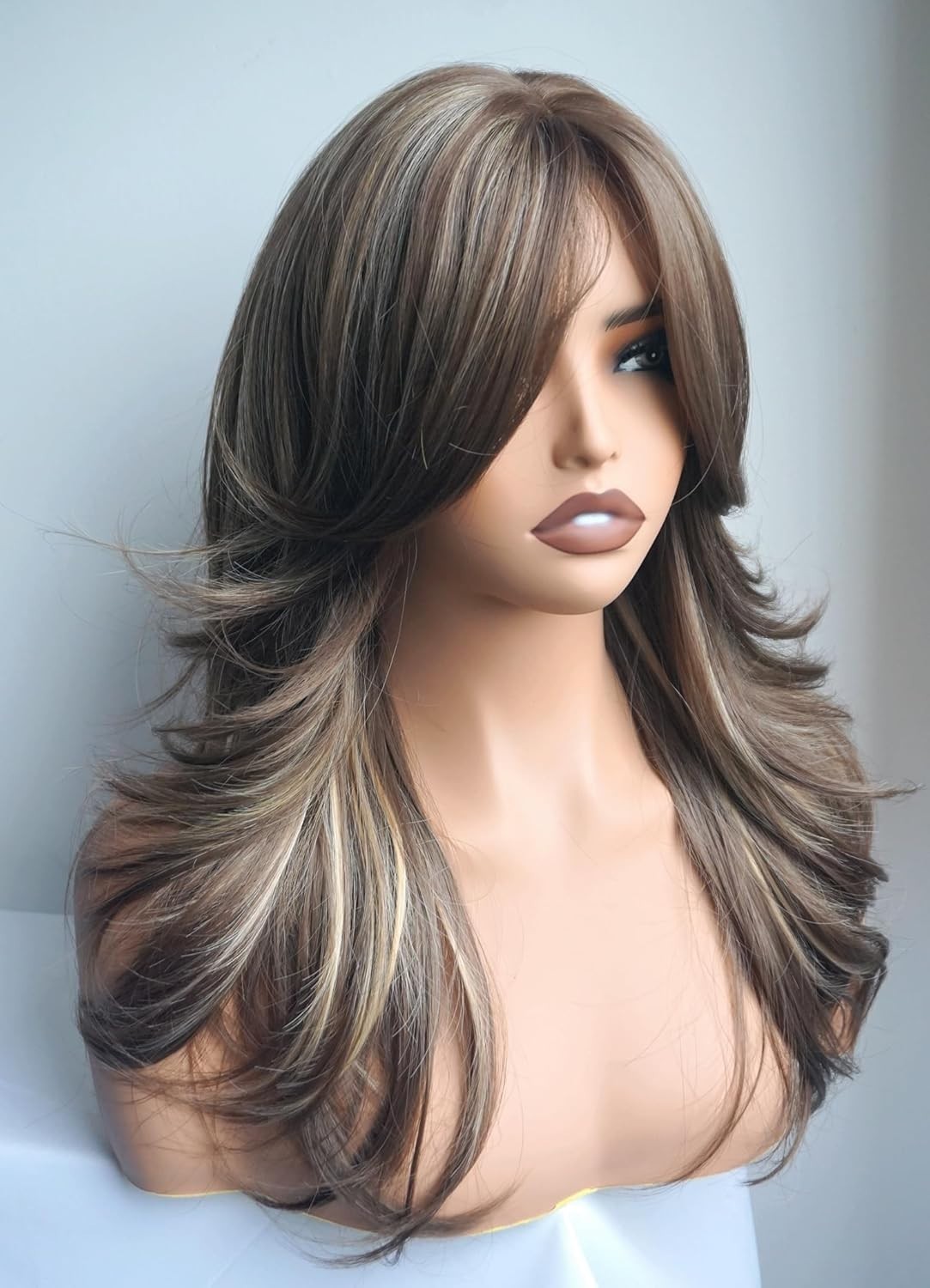 Heat-Stylable Layered Wig with Natural Hairline in Brown Blonde Highlights