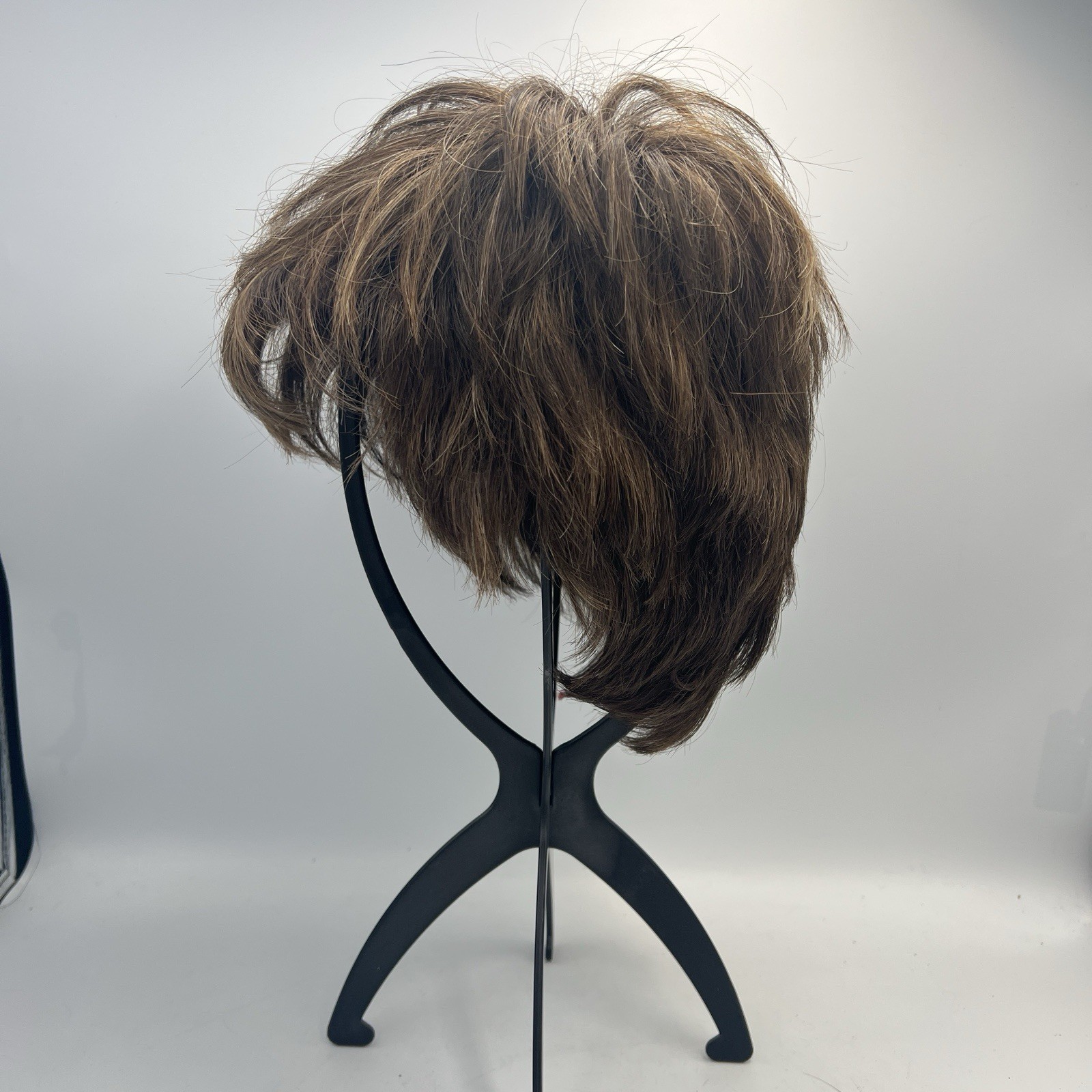 Belle Madame Thea Synthetic Wig in Chocolate Mix 8/10/27/20 w Box Discontinued