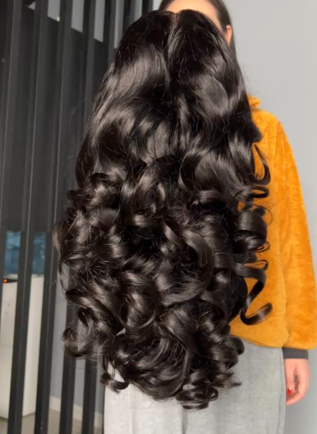 100% Vietnamese Human Hair Lace , SDD, 5×5, 250% Density, Bouncy Hair Wig