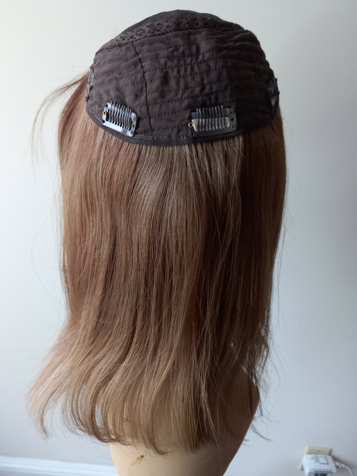 100% HUMAN HAIR LIGHT HONEY BROWN TOPPER SILKTOP 8″*8″ EUROPEAN DIRECTIONAL 15″