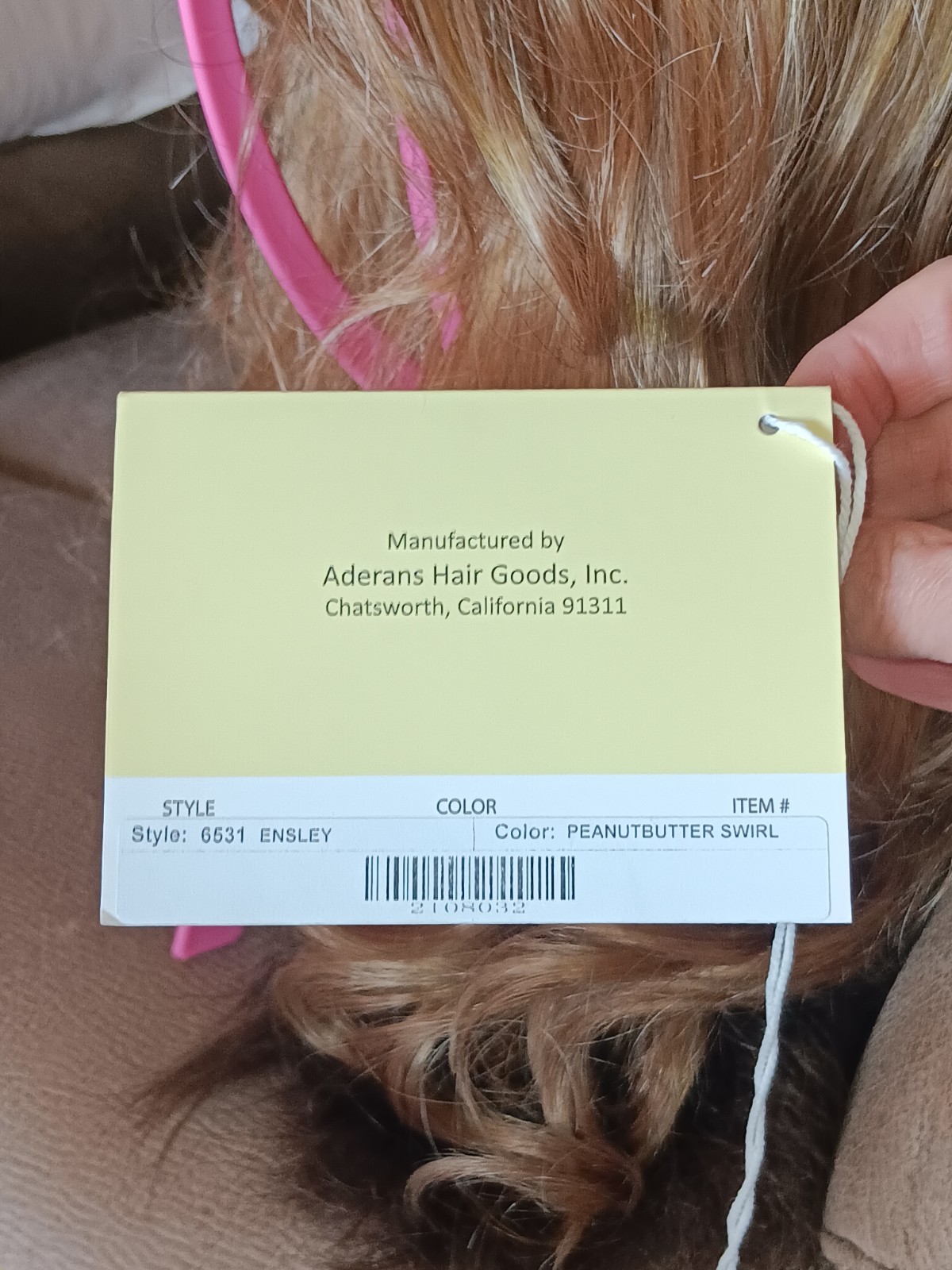 Rene’ Of Paris Wig Topper “Ensley” Peanutbutter Swirl Color Long Layered Waves