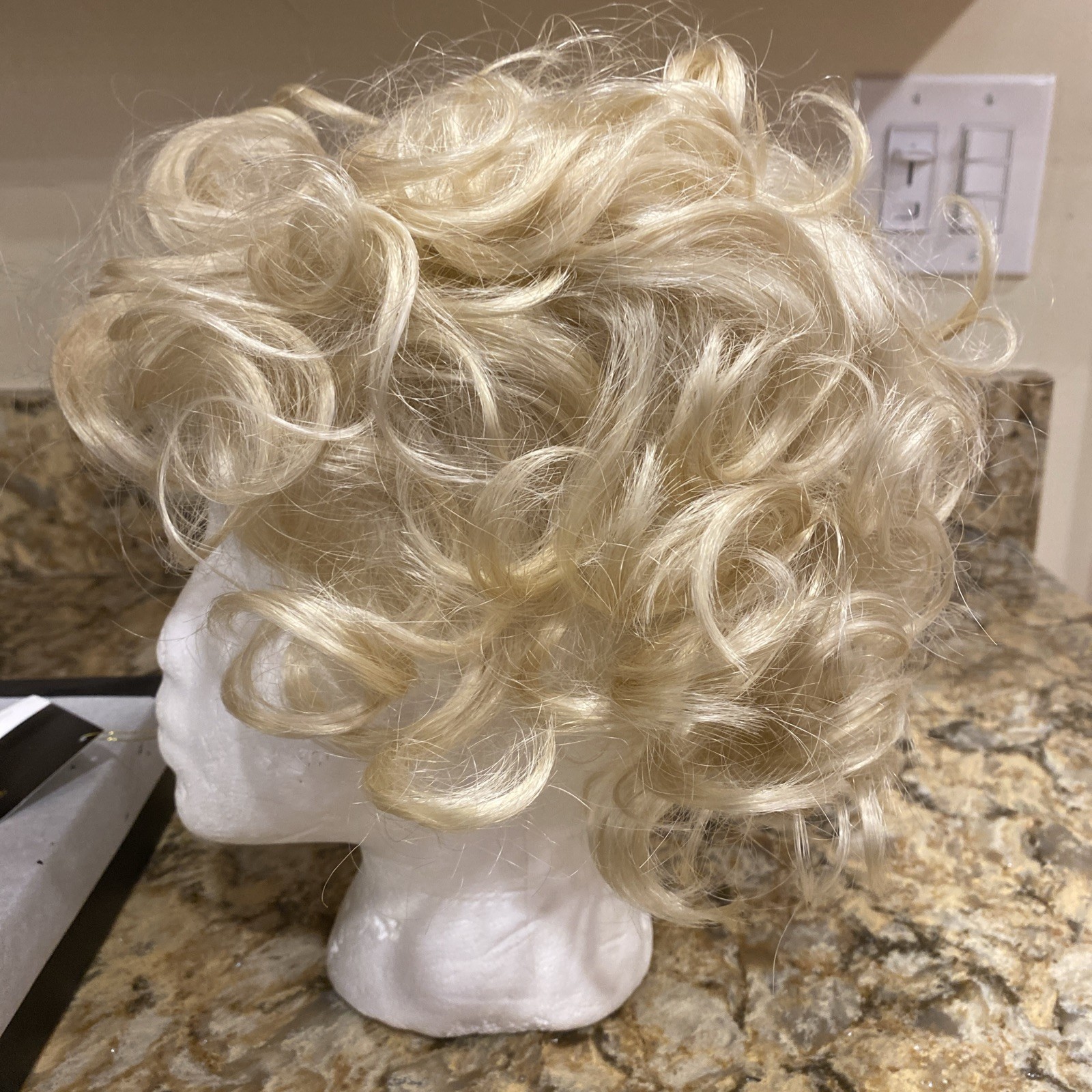 Tony Of Beverly Wig Haily 613BHL22 Blonde & Grey Silver Kapri 101 Lot Of 2 New