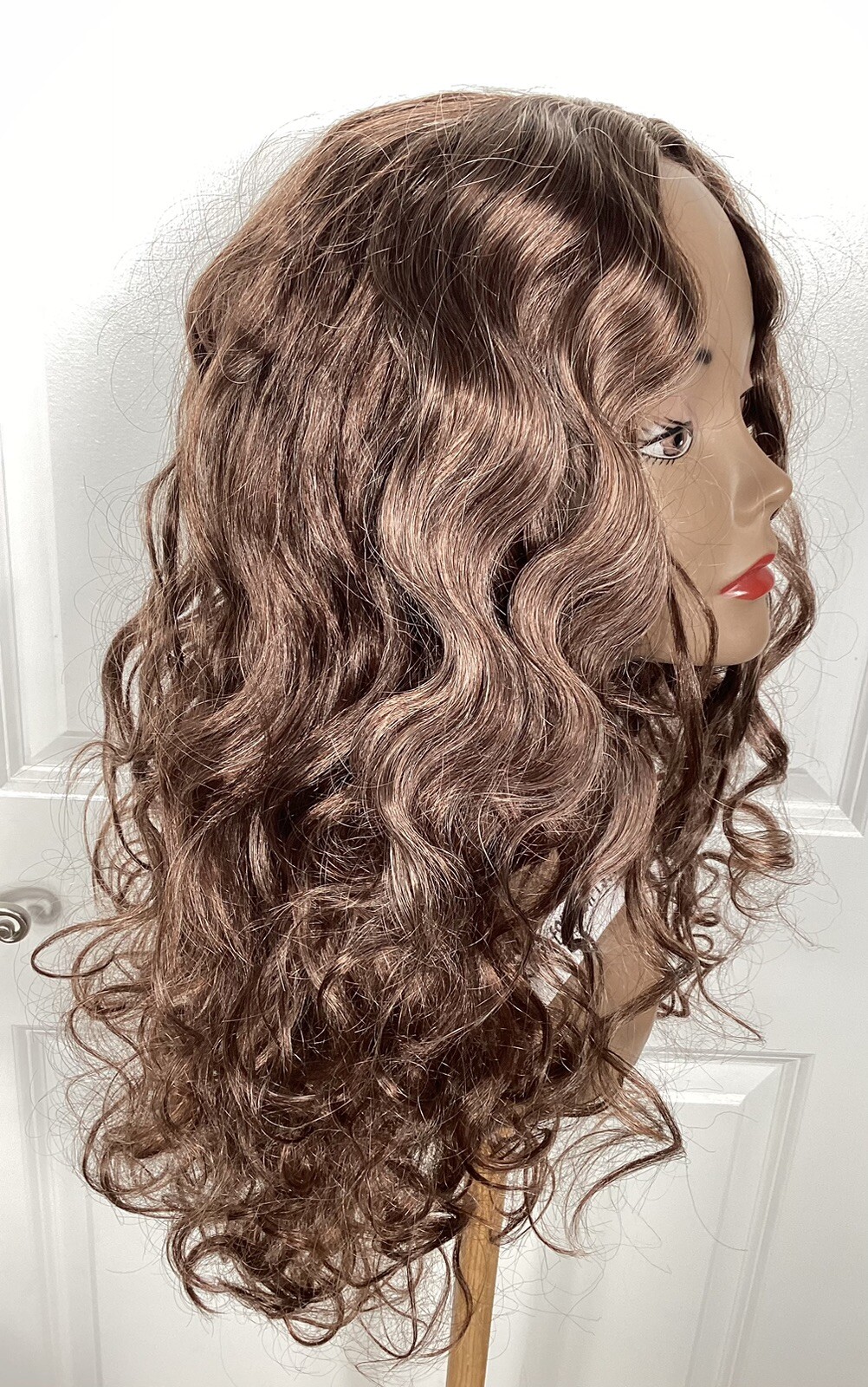 NEW! Beautiful Wig 25” Long Golden Brown Center Skin Part Size LARGE Net Cap D-4