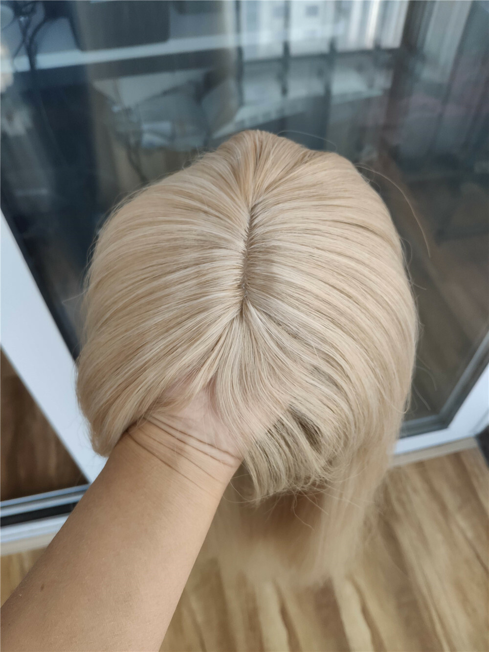 US 24″ Cosplay wig with bangs Full Head Ash Blonde Synthetic hair Long straight