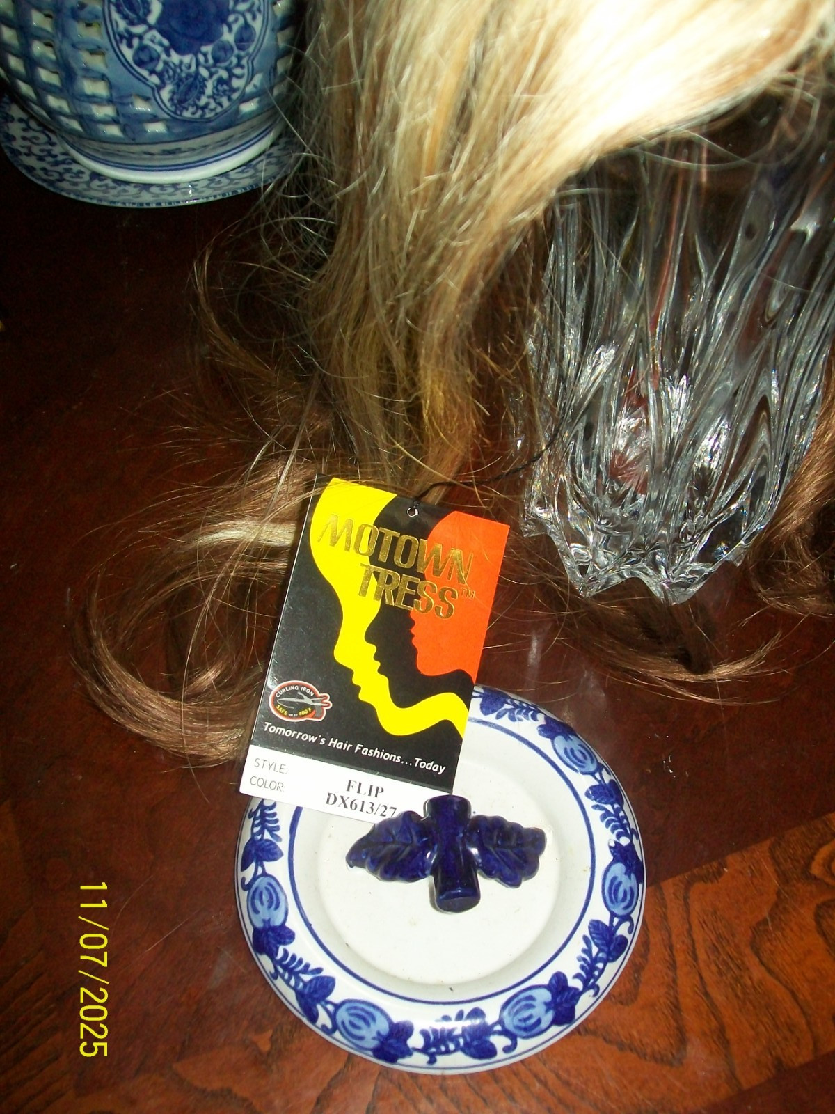 NWT~MOTOWN TRESS FLIP Wig RL27/6- Heat Resistant Fiber Full 20wig Ombre two tone